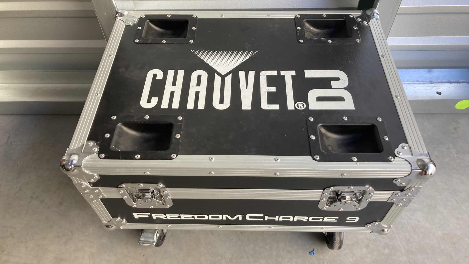 Photo 1 of CHAUVET DJ STAGE CASE ON CASTERS W POWER SUPPLY MODEL FREEDOMCHARGE9