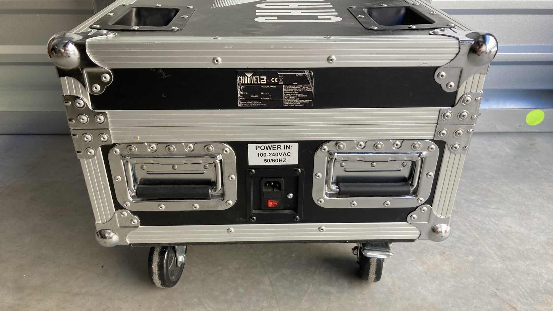 Photo 1 of CHAUVET DJ STAGE CASE ON CASTERS W POWER SUPPLY MODEL FREEDOMCHARGE9