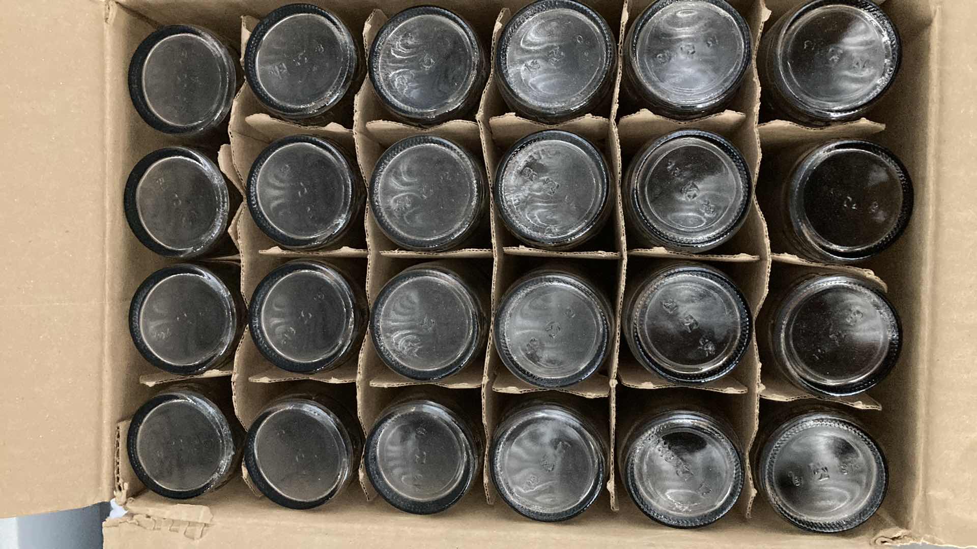 Photo 1 of CLEAR GLASS BOTTLE 6.3FL OZ (24)