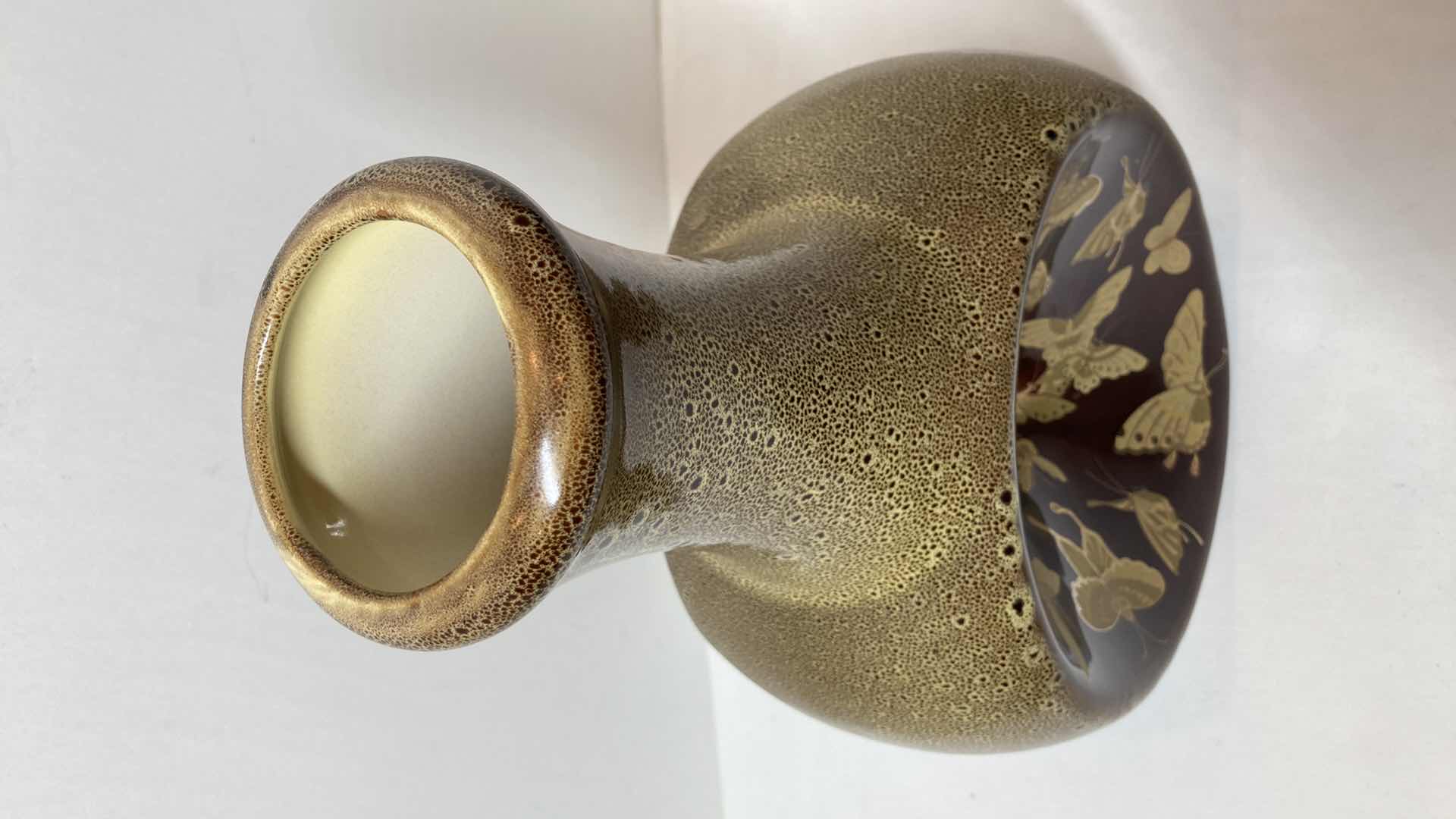 Photo 1 of BUTTERFLY THEMED CERAMIC VASE 9.5” X 6” H16.5”