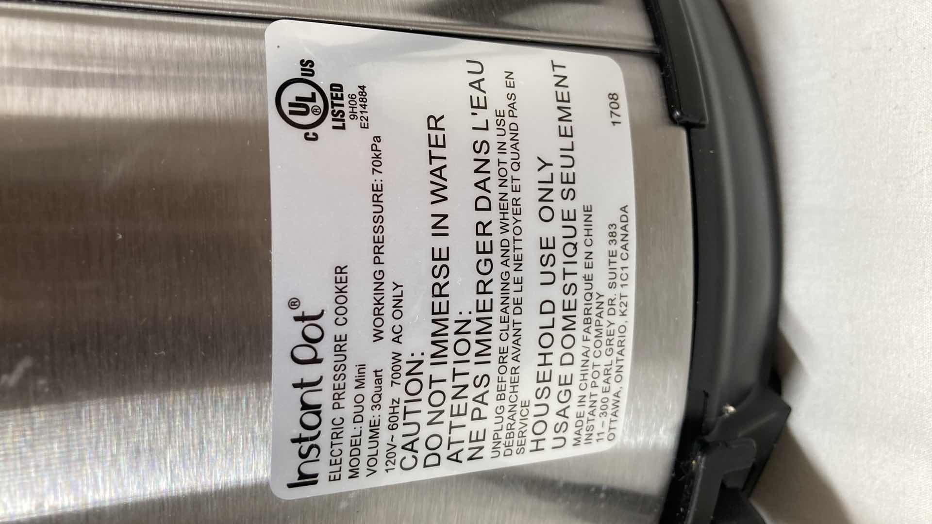 Photo 1 of INSTANT POT ELECTRIC PRESSURE COOKER MODEL DUO MINI