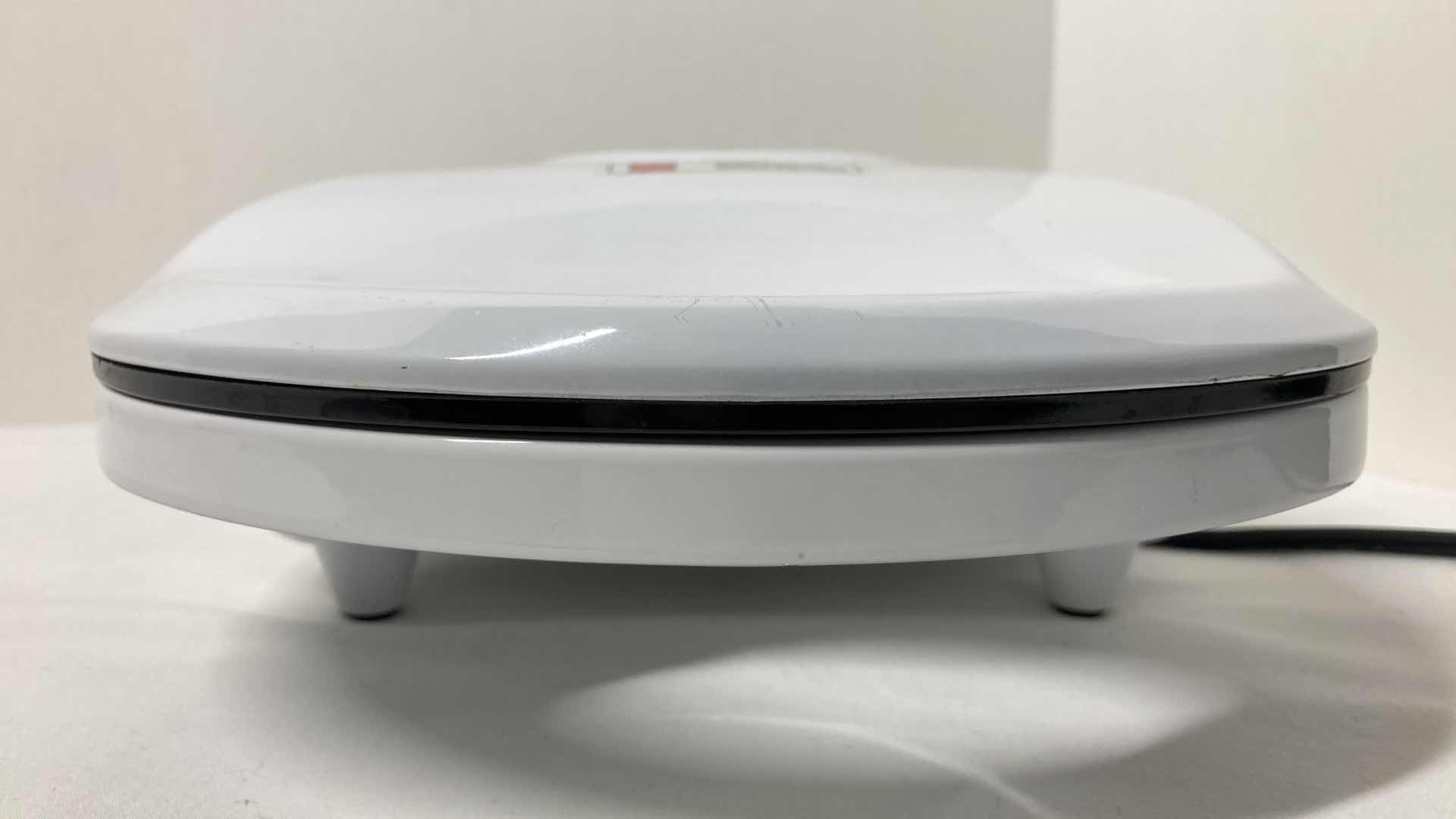 Photo 1 of KITCHEN GOURMET ELECTRIC OMELET MAKER MODEL SW-086