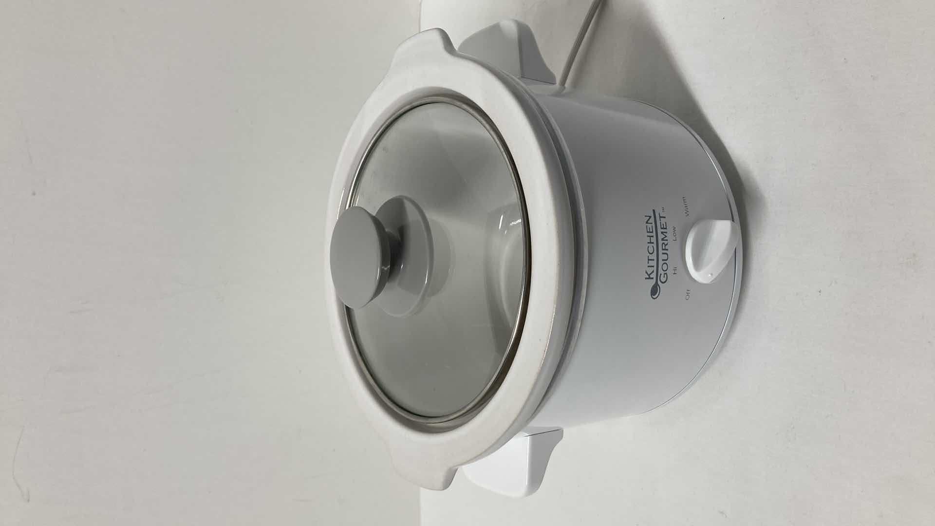 Photo 1 of KITCHEN GOURMET MINI CROCKPOT MODELYD-500(802907)