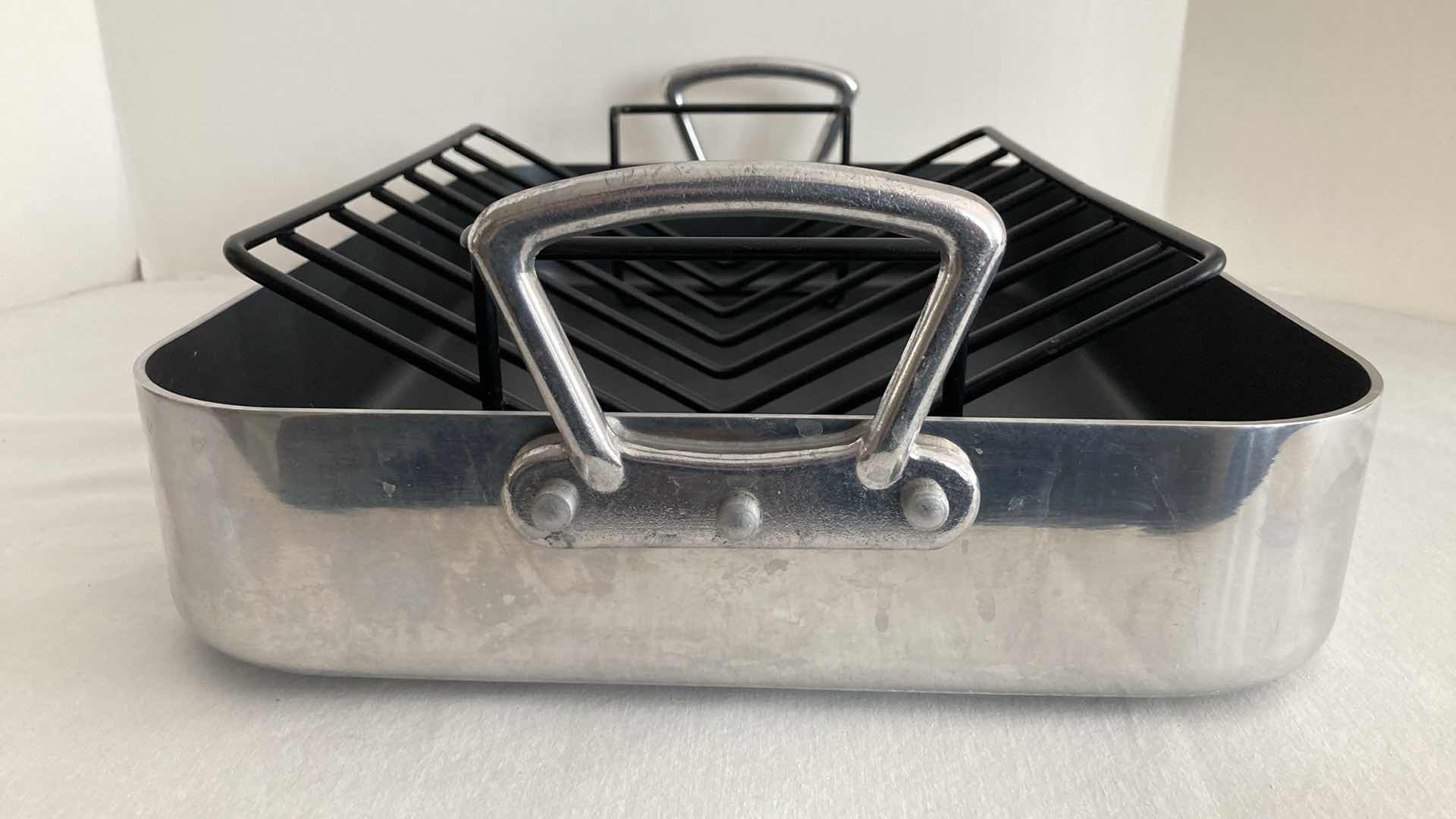 Photo 1 of EMIL’S CHEF COLLECTION ROASTING PAN W RACK 17” X 12” H5”