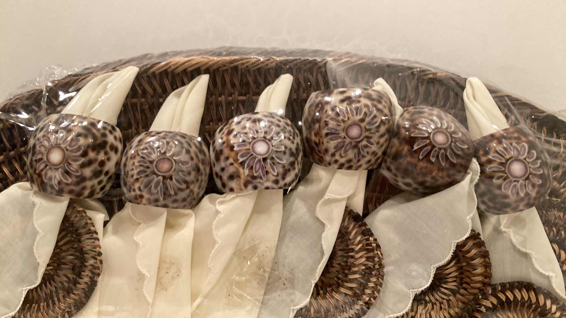 Photo 3 of NEW WICKER MATS & SEASHELL NAPKIN HOLDER SET (5PC)