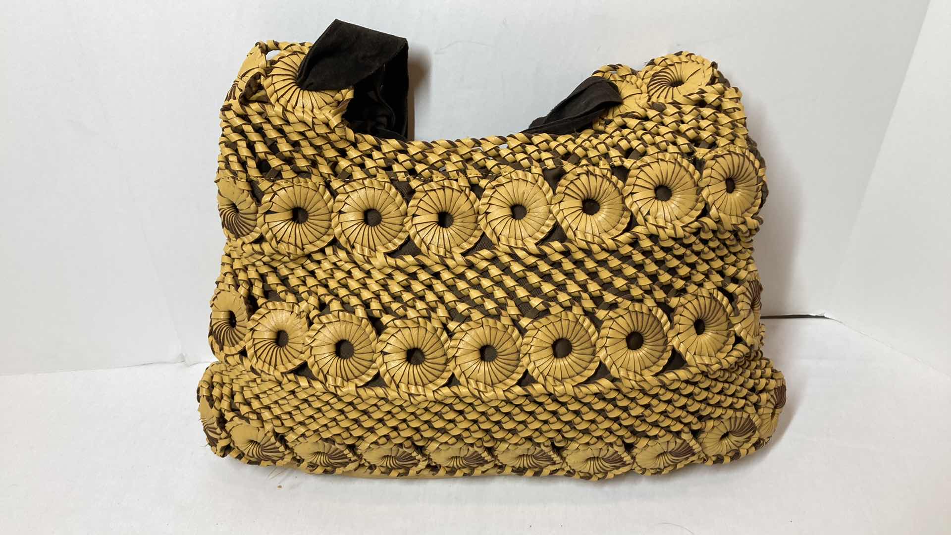 Photo 1 of TRAVEL BAGS VARIOUS STYLES & SIZES (3)