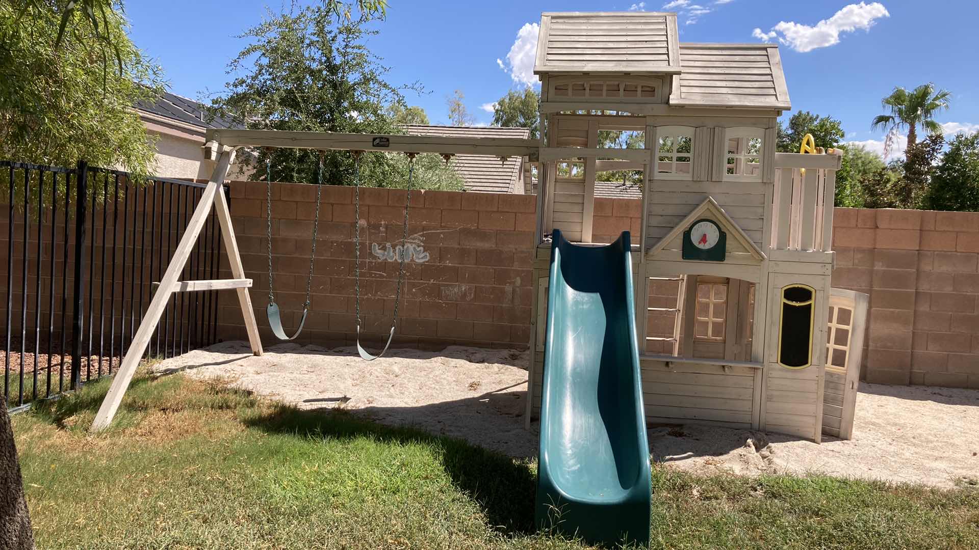 Photo 1 of CEDAR SUMMIT FORT PLAY SET 196” X 160” H125”