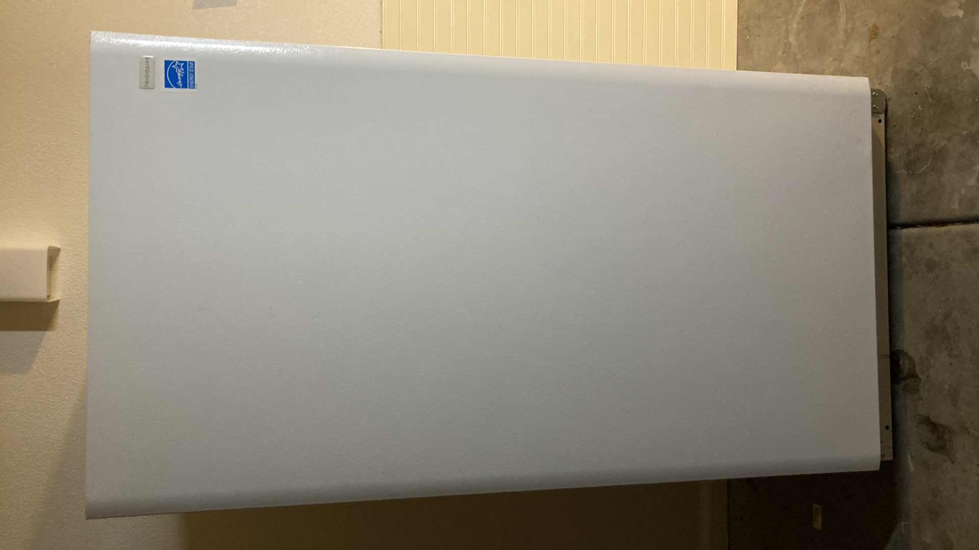 Photo 1 of FRIGIDAIRE UPRIGHT AUTOMATIC DEFROST FREEZER MODEL FFFH17F1RWO