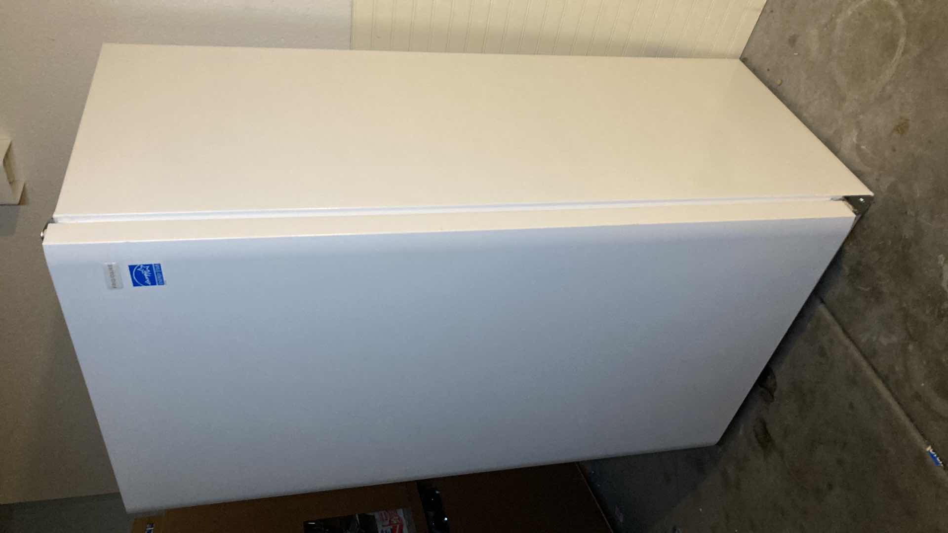 Photo 1 of FRIGIDAIRE UPRIGHT AUTOMATIC DEFROST FREEZER MODEL FFFH17F1RWO