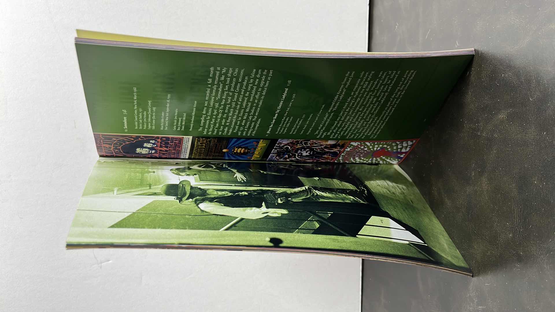 Photo 6 of THE JIMI HENDRIX EXPERIENCE 4 CD BOX SET