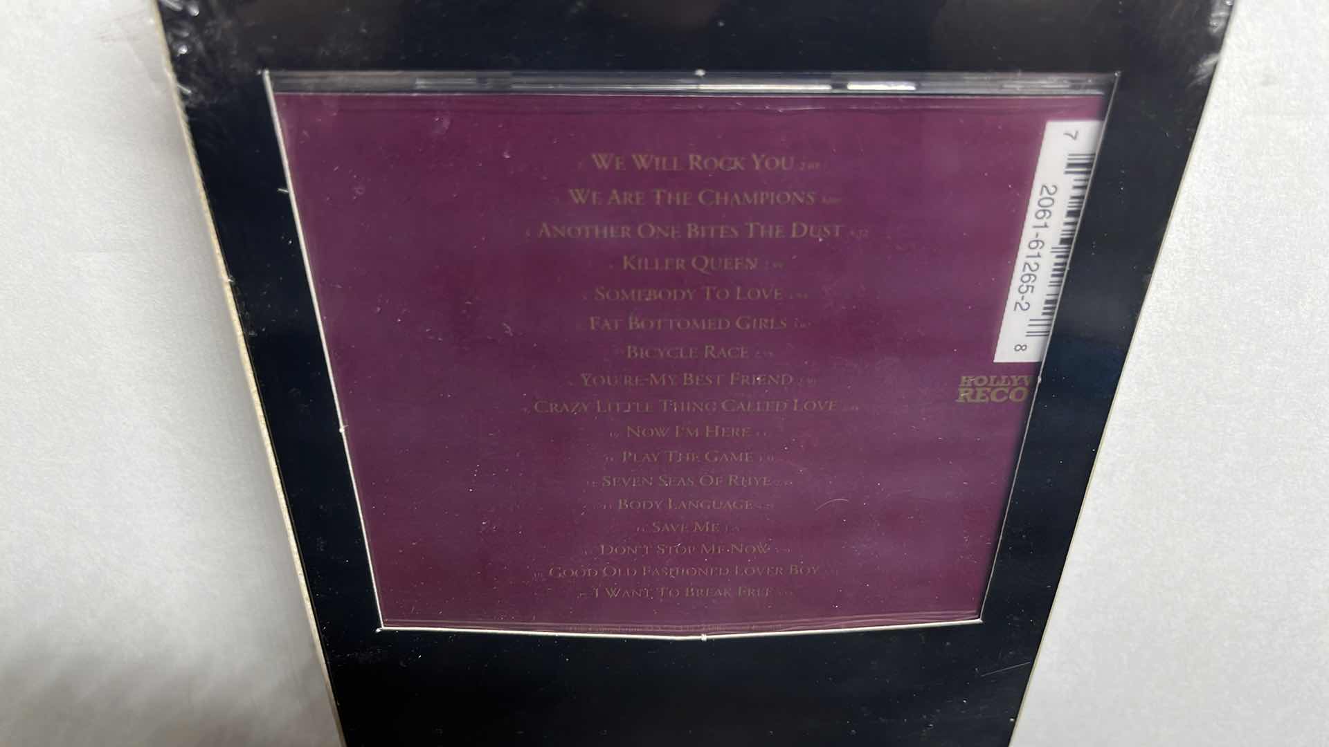 Photo 1 of NEW HOLLYWOOD RECORDS QUEEN GREATEST HITS CD