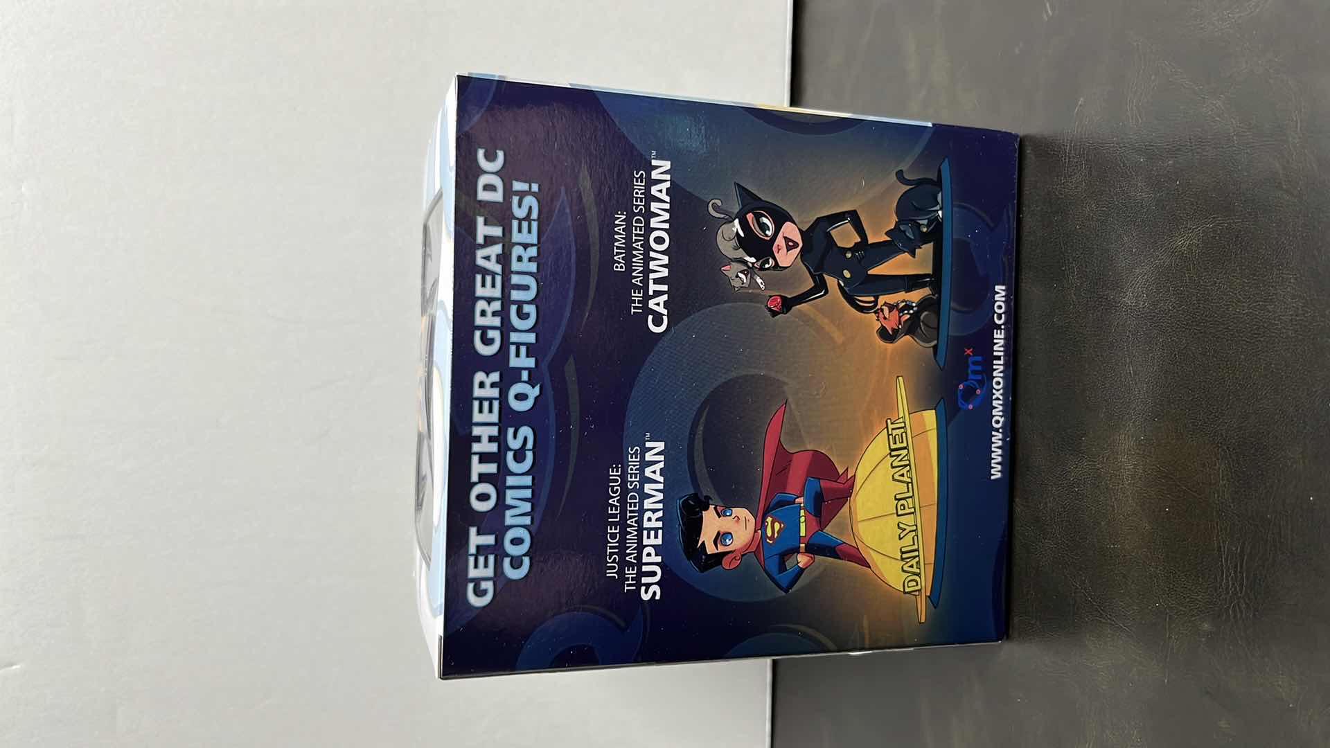 Photo 5 of NEW QMX DC COMICS WONDER WOMAN Q-FIGURE