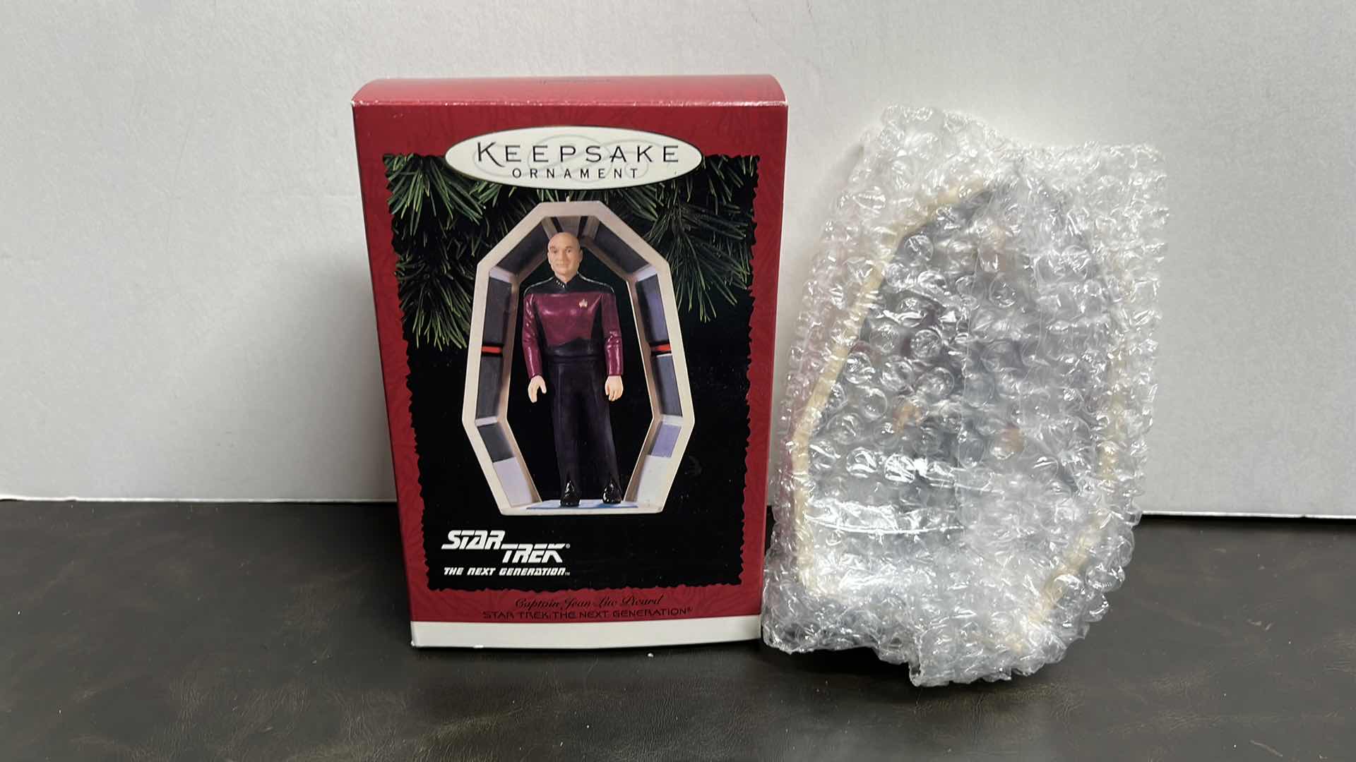 Photo 1 of NEW HALLMARK KEEPSAKE ORNAMENT 1995 STAR TREK THE NEXT GENERATION CAPTAIN JEAN-LUC PICARD, QXI5737