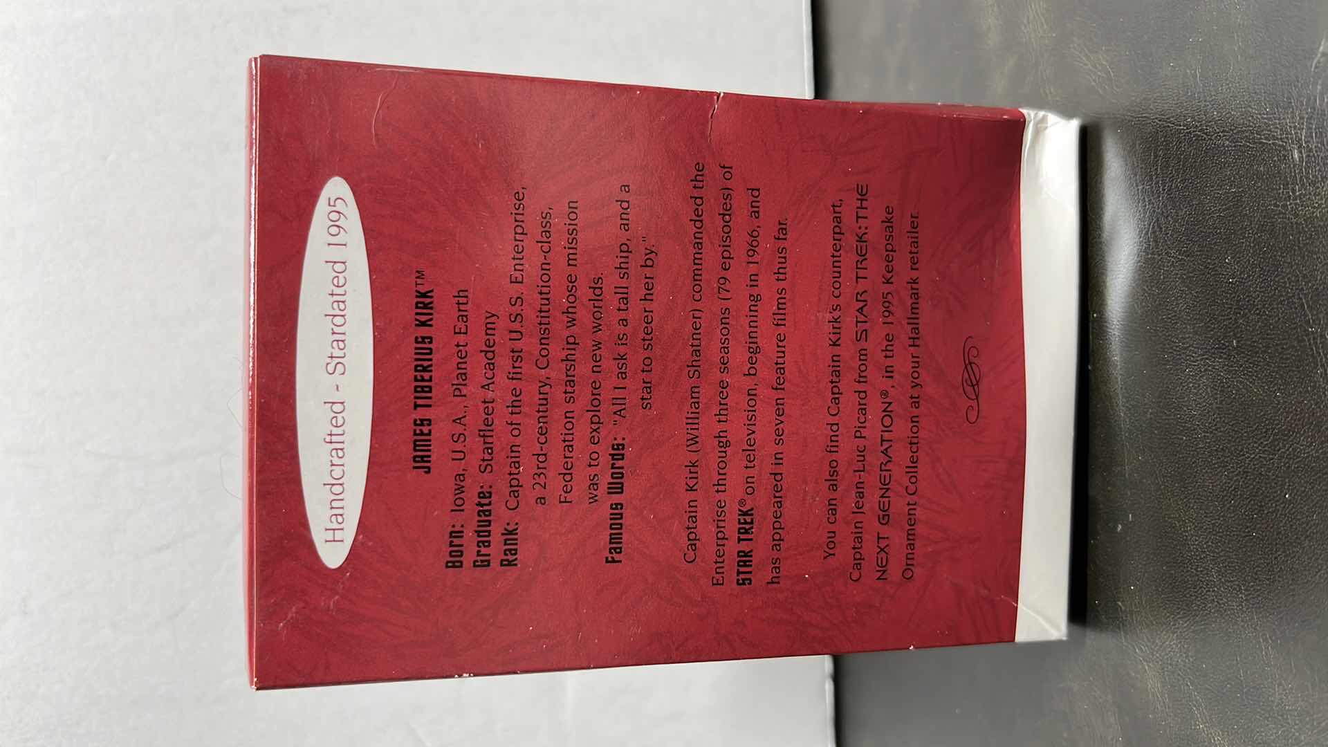 Photo 1 of NEW HALLMARK KEEPSAKE ORNAMENT 1995 STAR TREK CAPTAIN JAMES T. KIRK, QXI5539