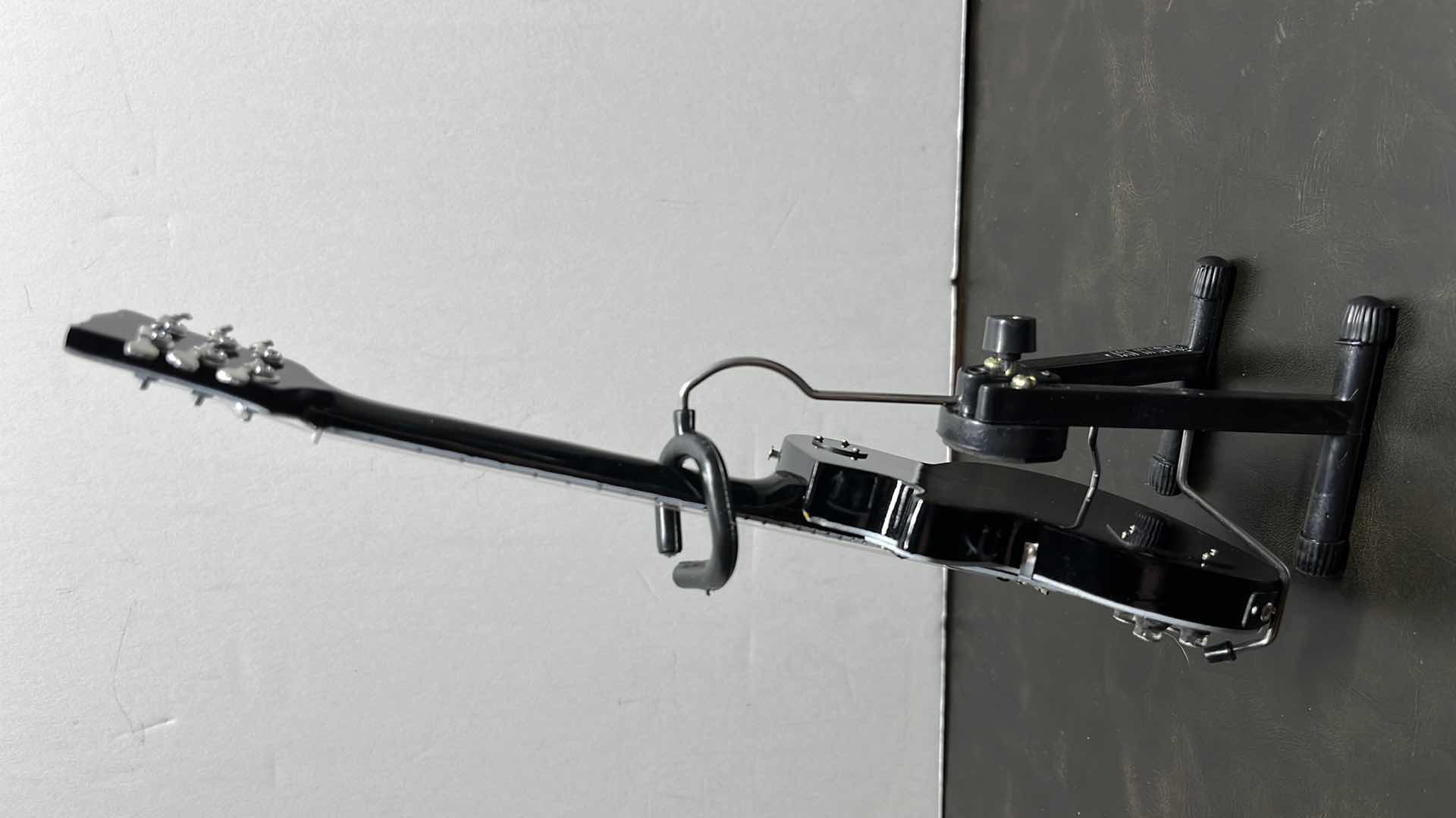 Photo 5 of RONZ WORLD AXE HEAVENWELCOME TO ROCKVILLE 2022 MINIATURE GUITAR W STAND IN ORIGINAL BOX,  3.25 ” X .75” H10”