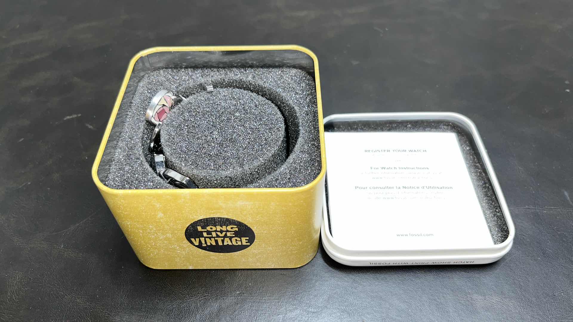 Photo 1 of WOMENS FOSSIL HEART PENDANT ACCESSORY BRACELET STYLE WATCH IN METAL TIN, MODEL ES2396