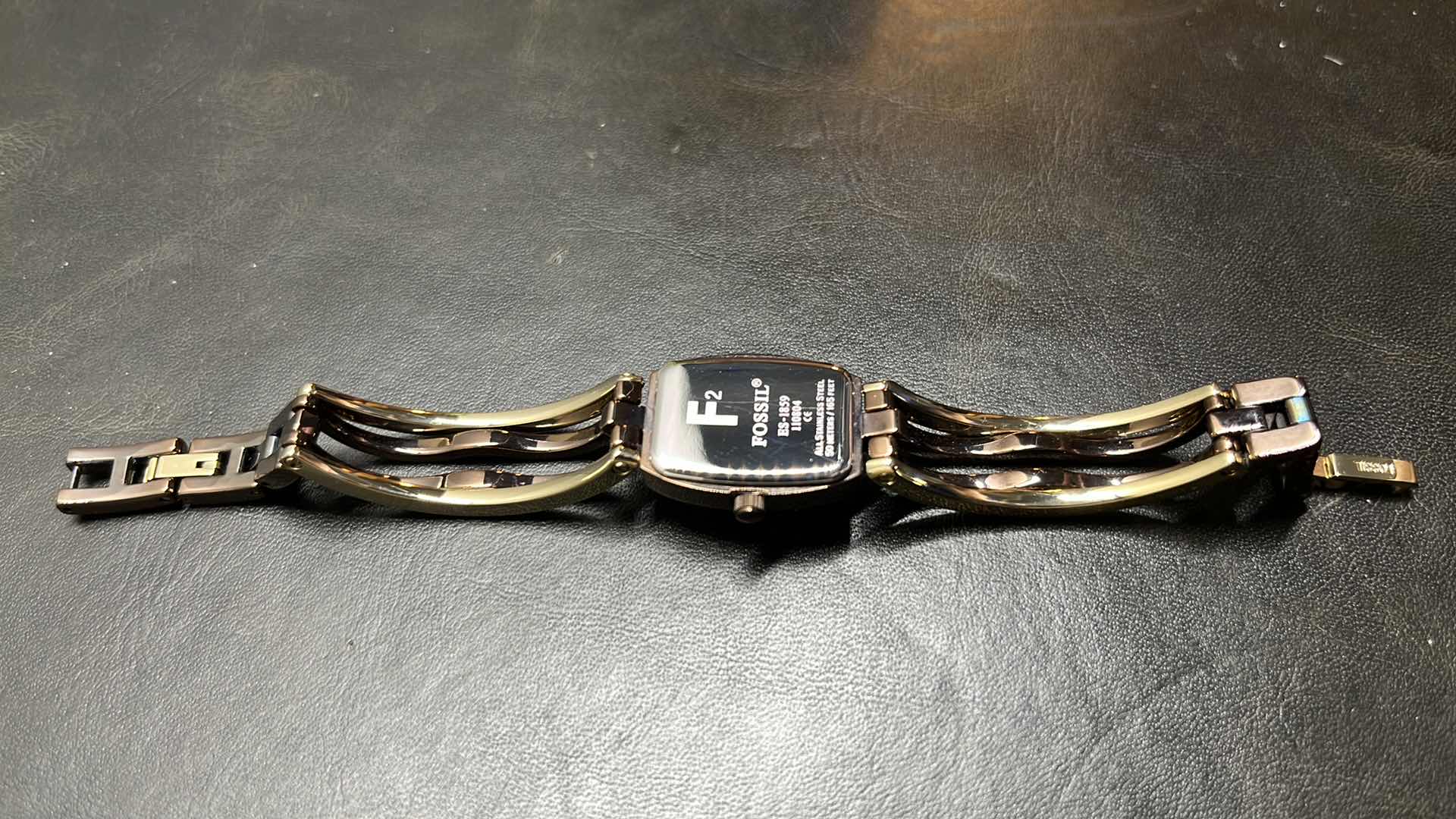 Photo 1 of WOMENS FOSSIL 2-TONE ALL STAINLESS STEEL WATCH, 50m 165FT ES-1859