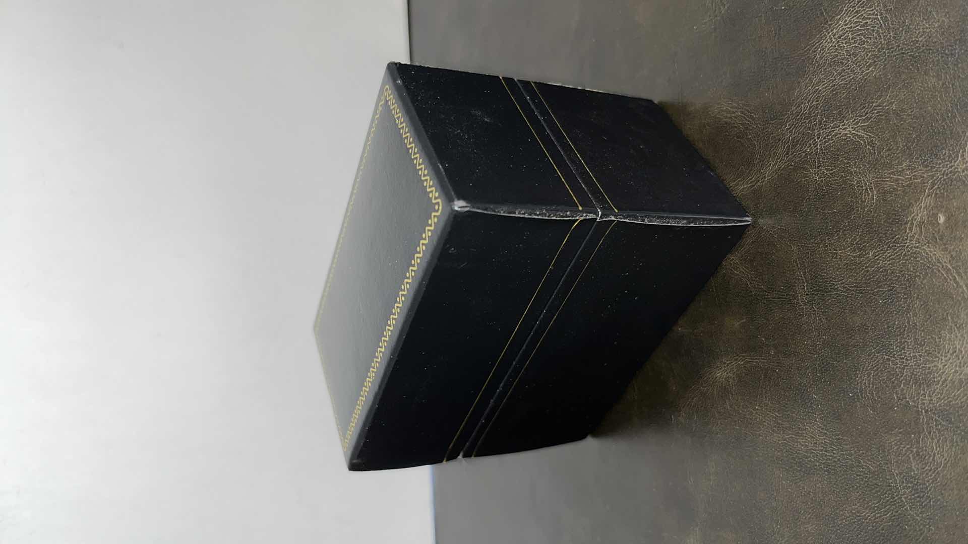 Photo 2 of WOMENS VERNIER BY 7 WEST BANGLE STYLE WATCH W BEVELED CRYSTAL & GENUINE LEATHER BANGLE STRAP, STYLE #50020