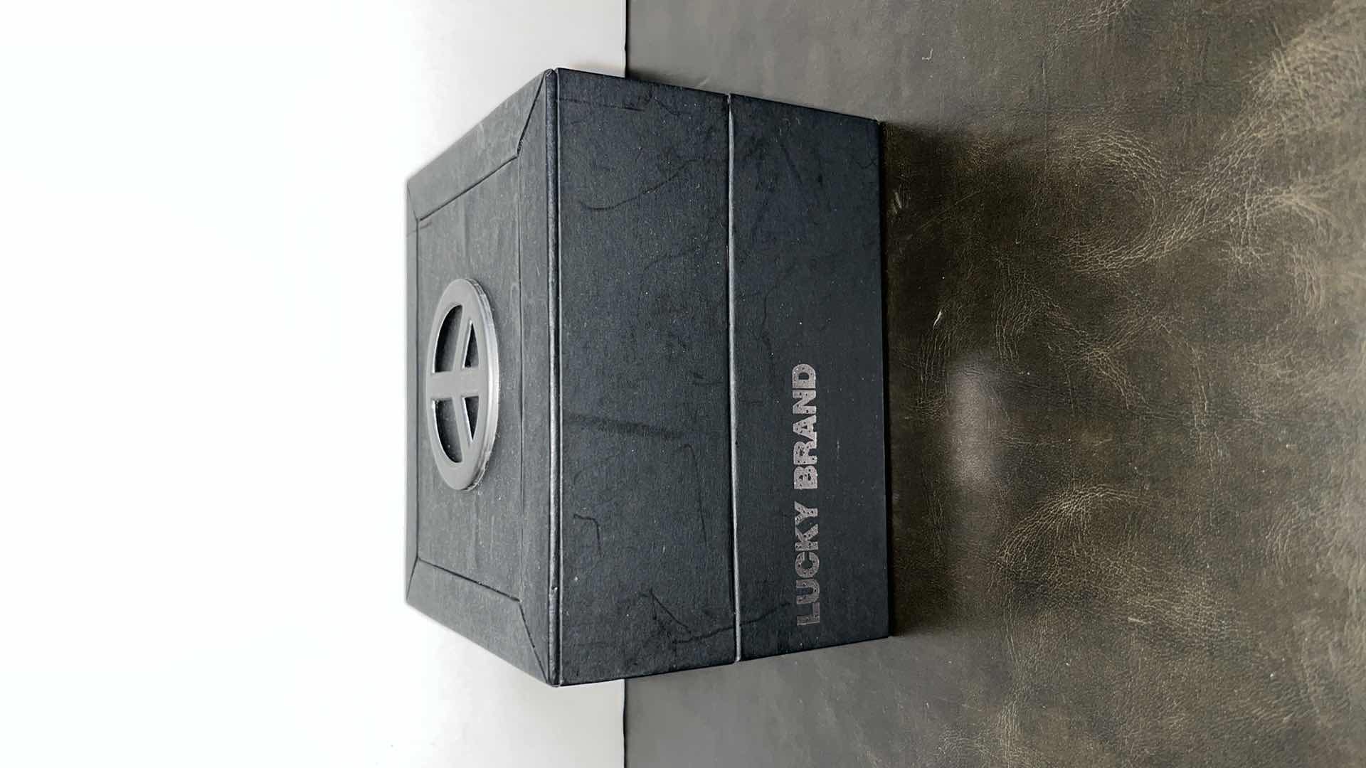 Photo 1 of NEW WOMENS LUCKY BRAND ANALOG LOVE WATCH W GENUINE LEATHER STRAP & ORIGINAL BOX, MODEL 16/1225 Y121E