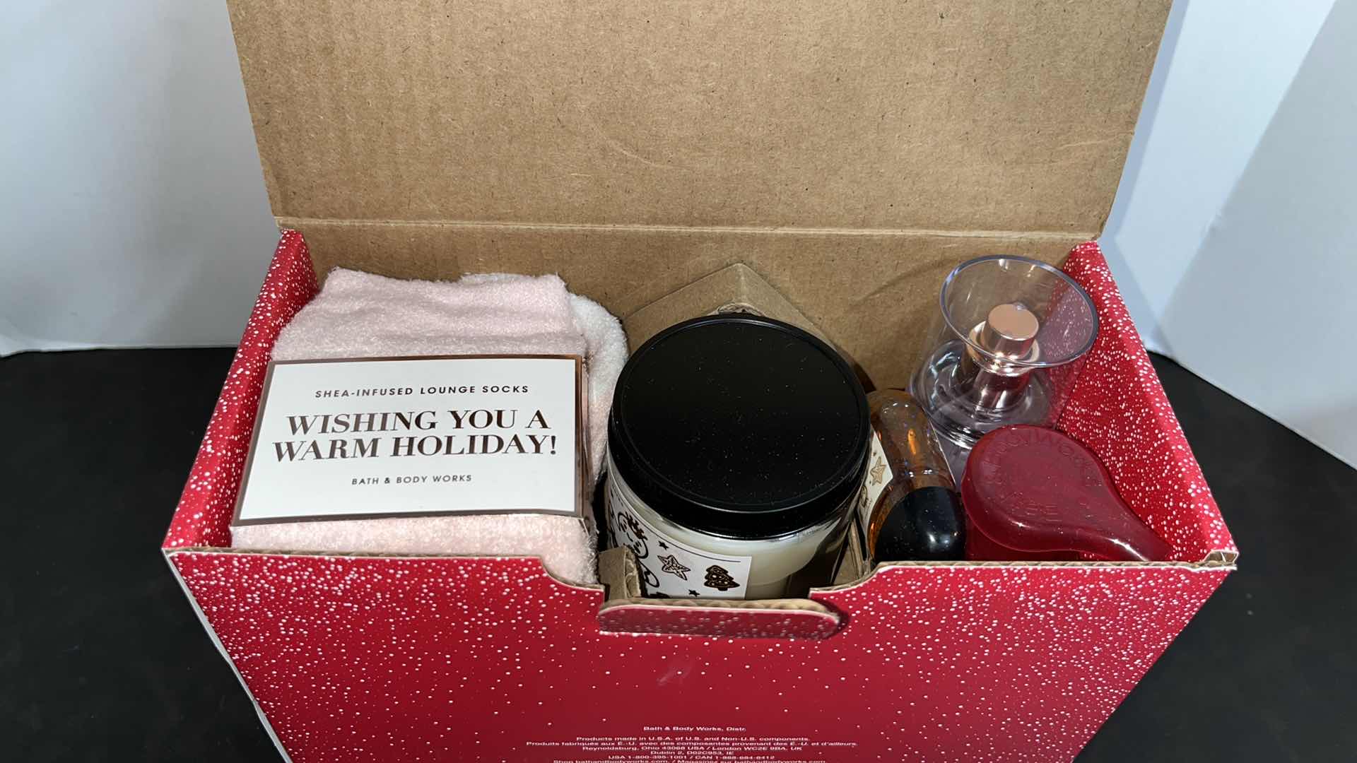 Photo 1 of NEW BATH & BODY WORKS GIVE LOVE THIS CHRISTMAS GIFT BOX