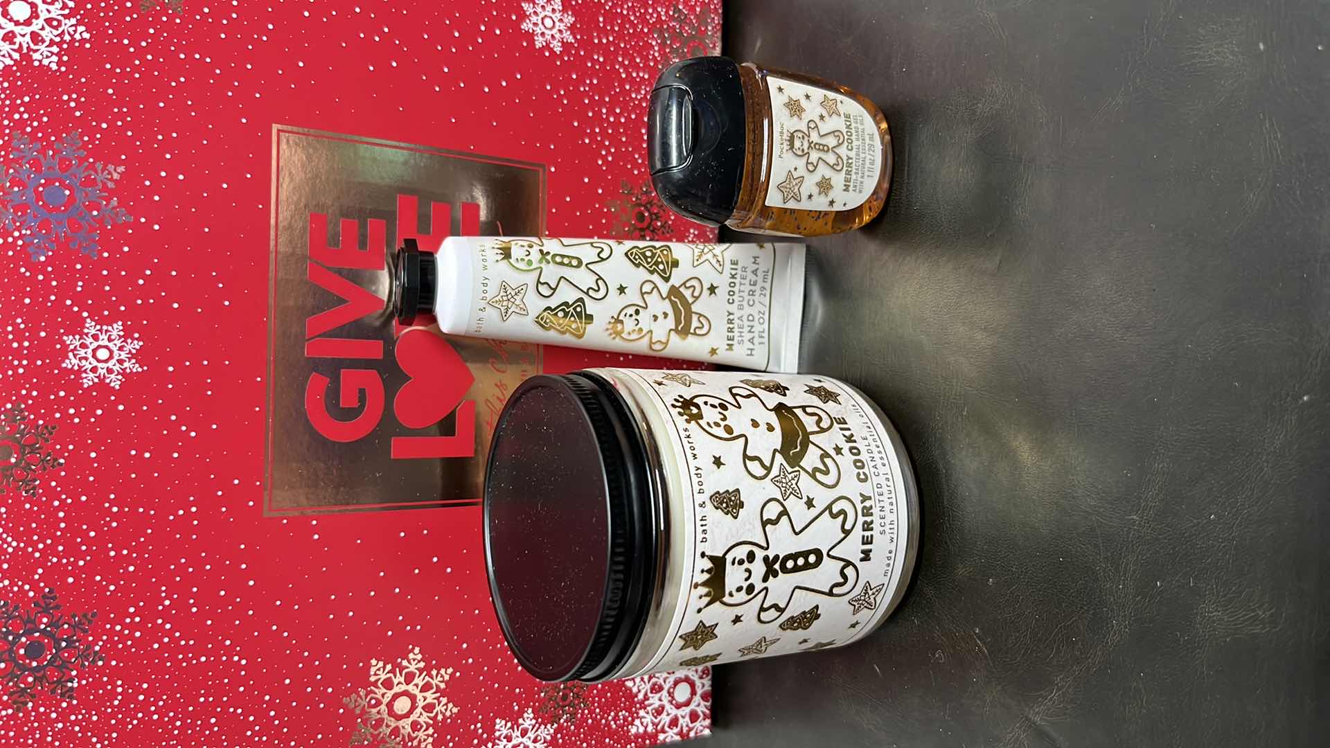 Photo 1 of NEW BATH & BODY WORKS GIVE LOVE THIS CHRISTMAS GIFT BOX