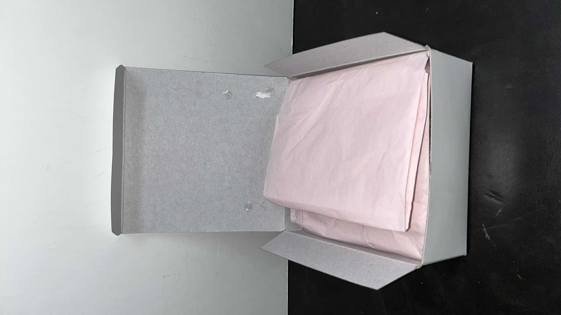 Photo 1 of NEW LAVENDER SPA KIT GIFT BOX