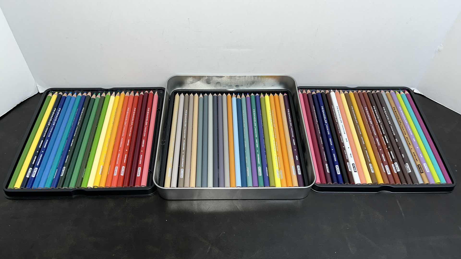 Photo 1 of PRISMACOLOR PREMIER 72 CT SOFT CORE COLORED PENCILS IN METAL TIN