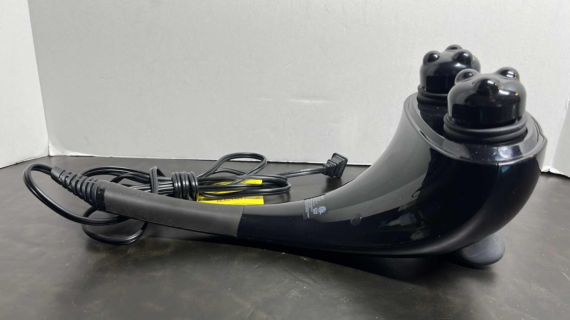 Photo 3 of HOMEDICS TWIN PERCUSSION PRO MASSAGER W HEAT & INTERCHANGEABLE NODES MODEL HHP-385H