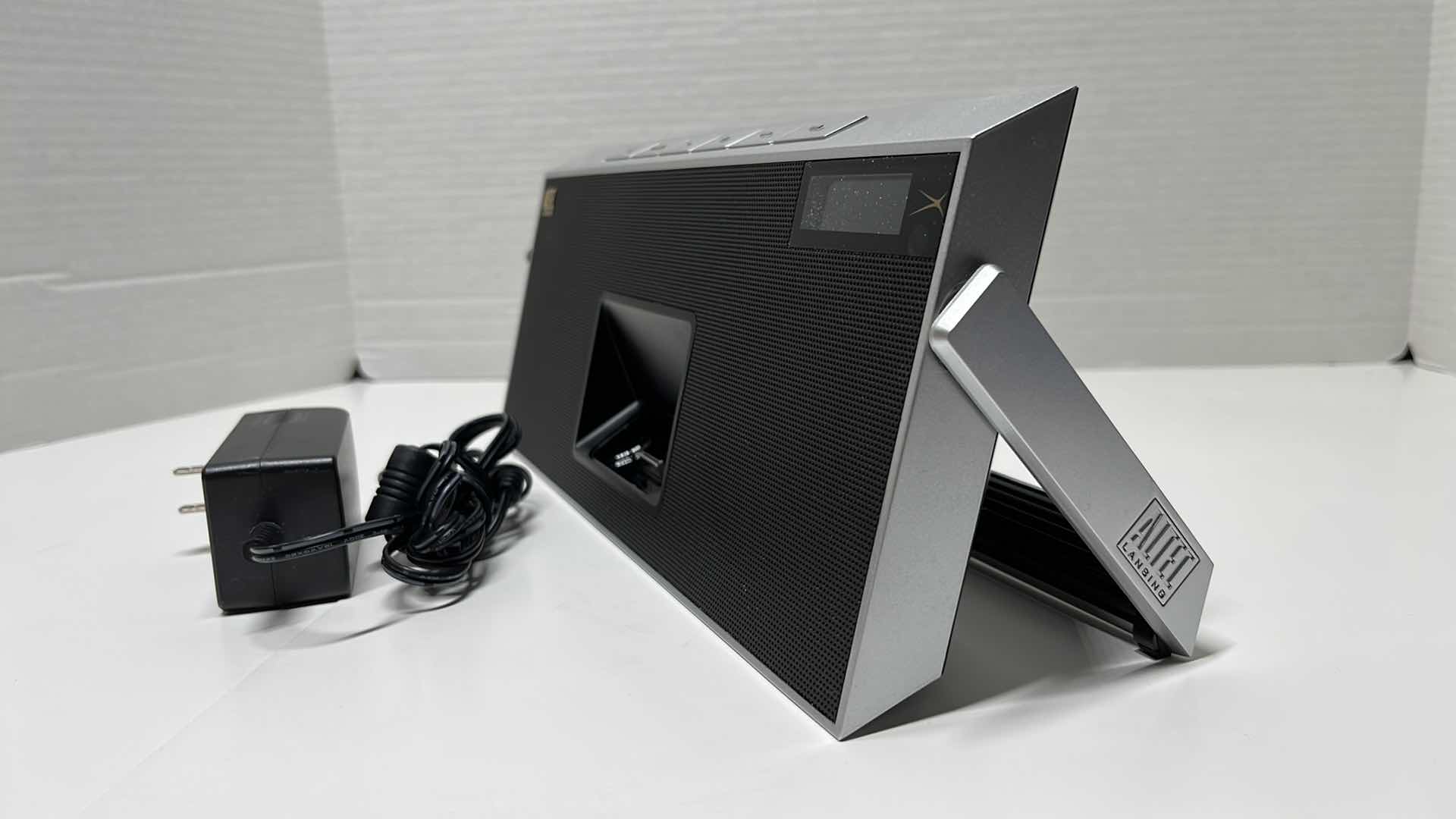 Photo 1 of ALTEC LANSING INMOTION CLASSIC PORTABLE STEREO FOR IPHONE/IPOD W POWER CORD, MODEL IMT520