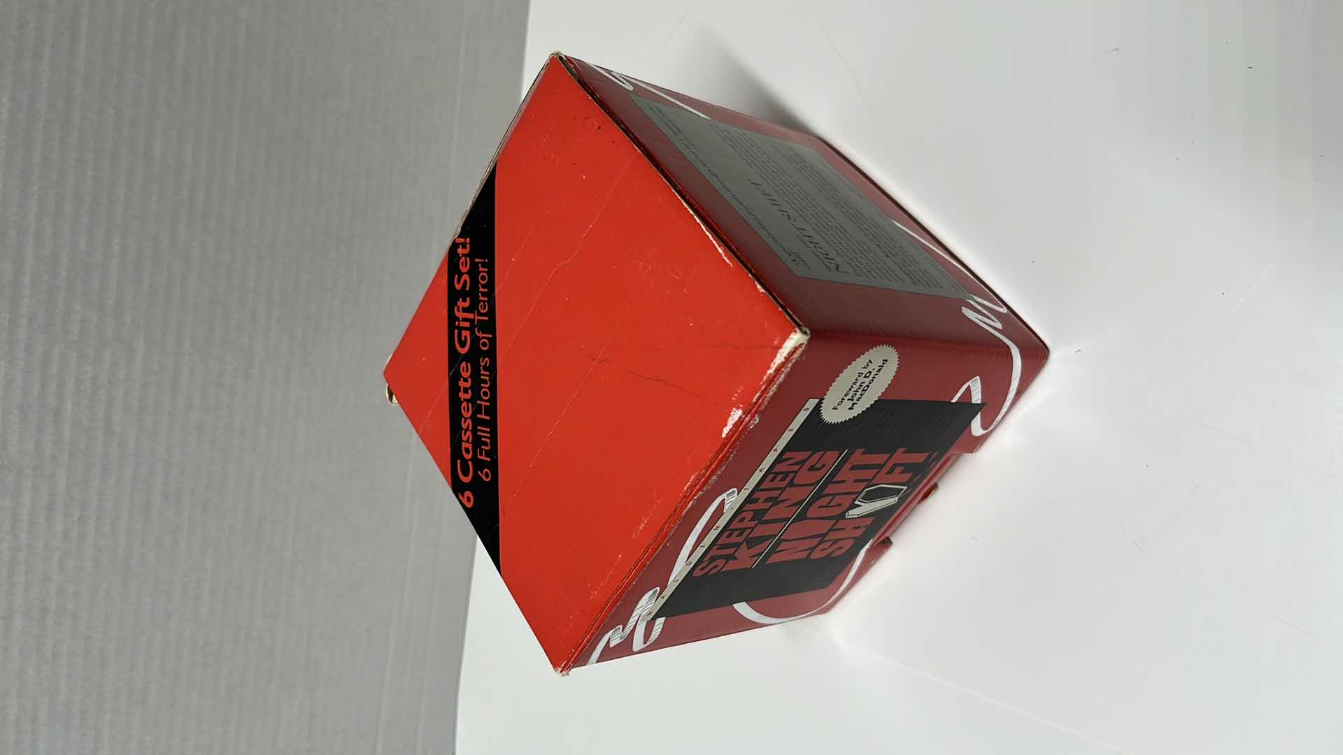 Photo 1 of WALDEN TAPES STEPHEN KING NIGHT SHIFT 6 AUDIO CASSETTE GIFT SET IN ORIGINAL PACKAGING, FOREWARD BY JOHN D MACDONALD, 6 FULL HOURS OF TERROR