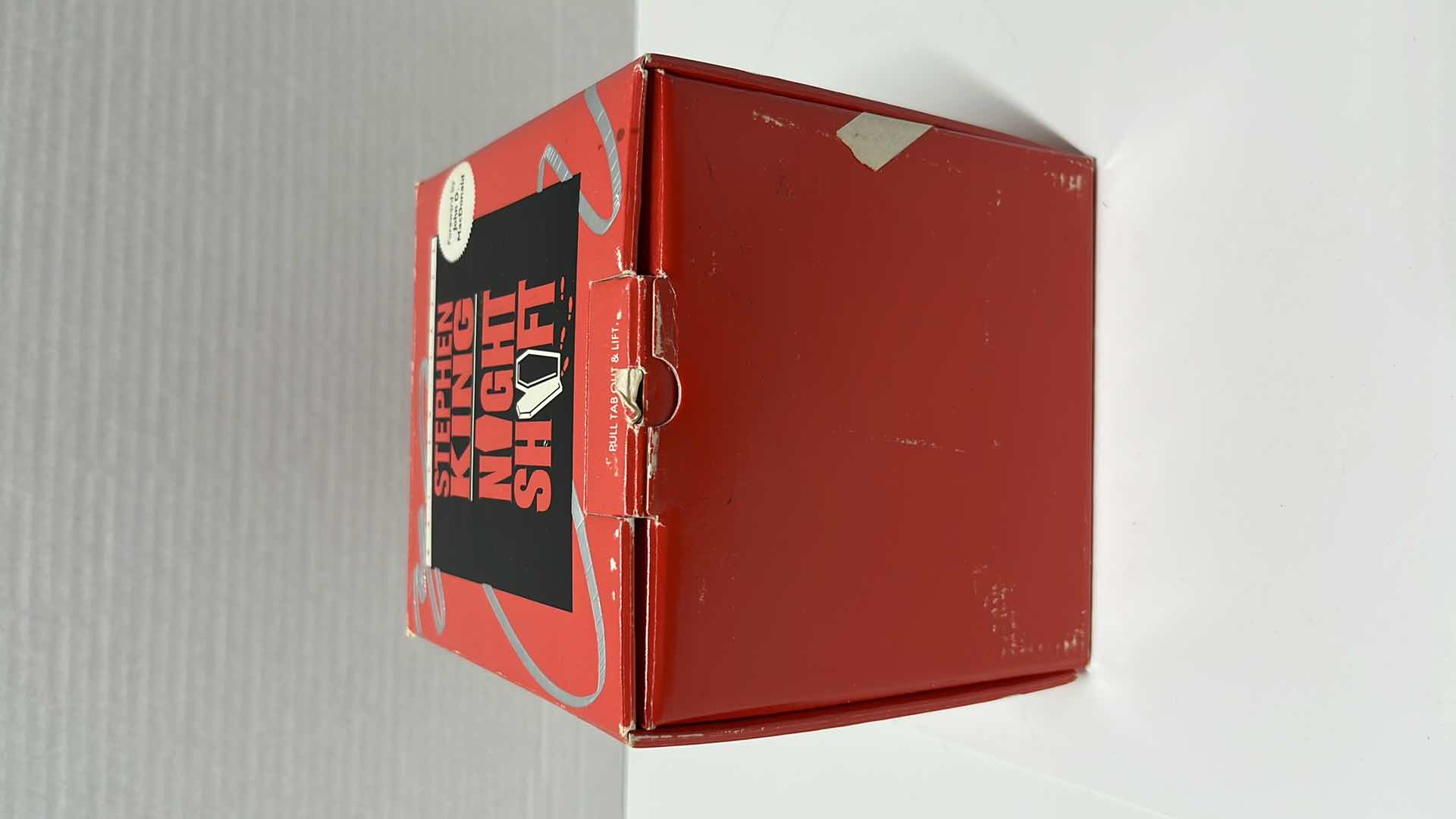 Photo 1 of WALDEN TAPES STEPHEN KING NIGHT SHIFT 6 AUDIO CASSETTE GIFT SET IN ORIGINAL PACKAGING, FOREWARD BY JOHN D MACDONALD, 6 FULL HOURS OF TERROR