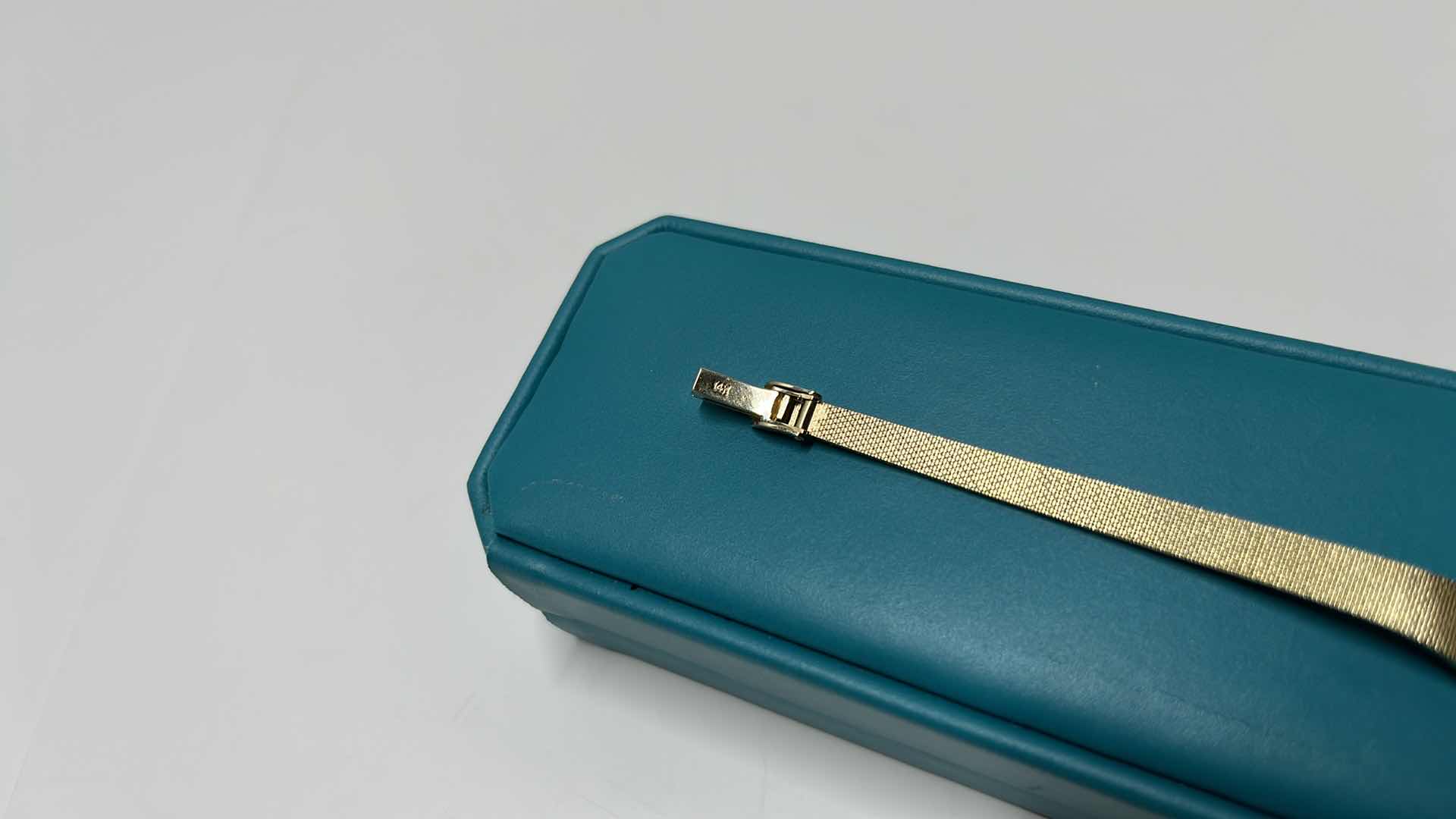 Photo 1 of CYMA LADIES 14K YELLOW GOLD QUARTZ WATCH W OVAL CHAMPAGNE DIAL & 14K SOLID GOLD MESH BRACELET .25” X 6.75”