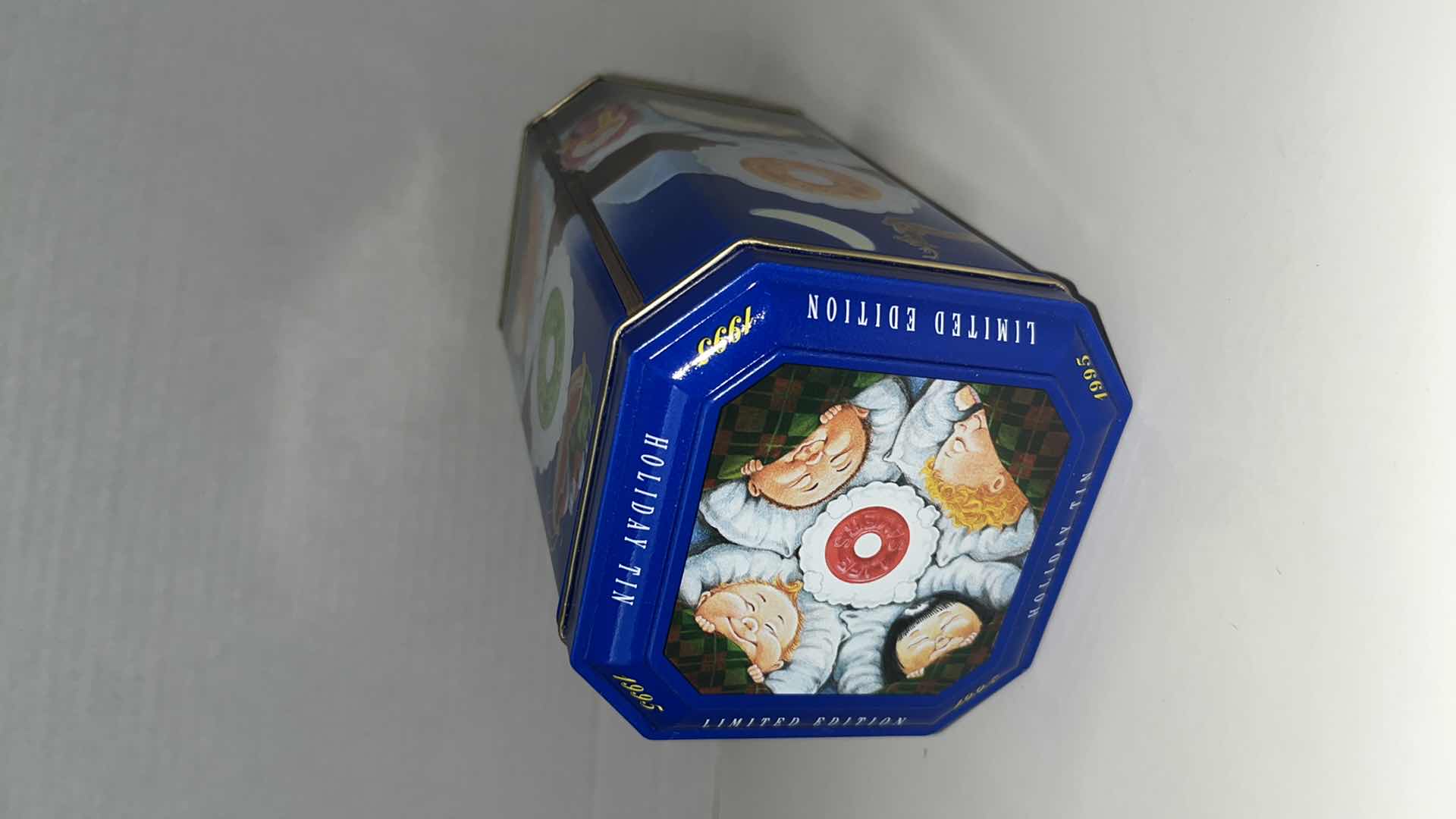 Photo 1 of 1995 LIFESAVERS CHRISTMAS TIN & 1993 LIFESAVERS ORNAMENTS (3)