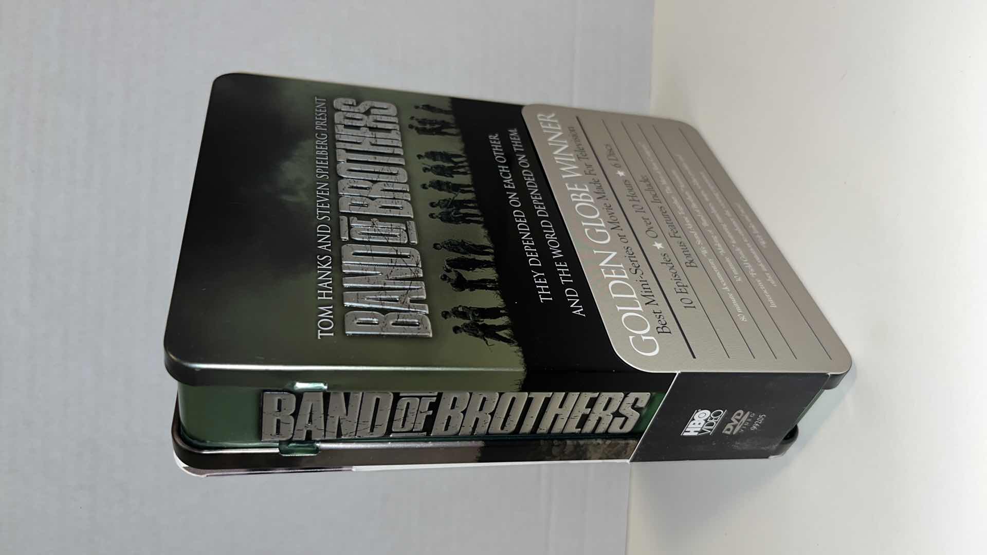 Photo 1 of BAND OF BROTHERS, COMPLETE HBO SERIES 6 DISC DVD BOX SET IN COLLECTIBLE TIN BOX , 2001