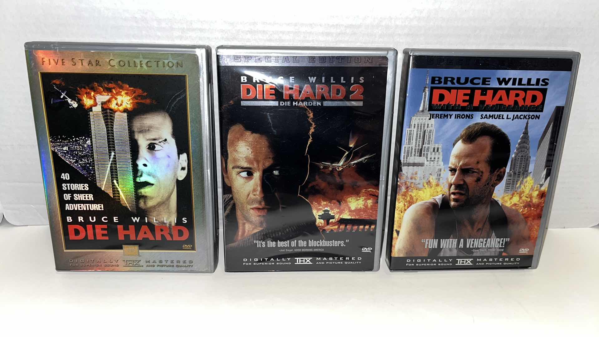 Photo 1 of DIE HARD THE ULTIMATE COLLECTION 6 DISC DVD BOX SET