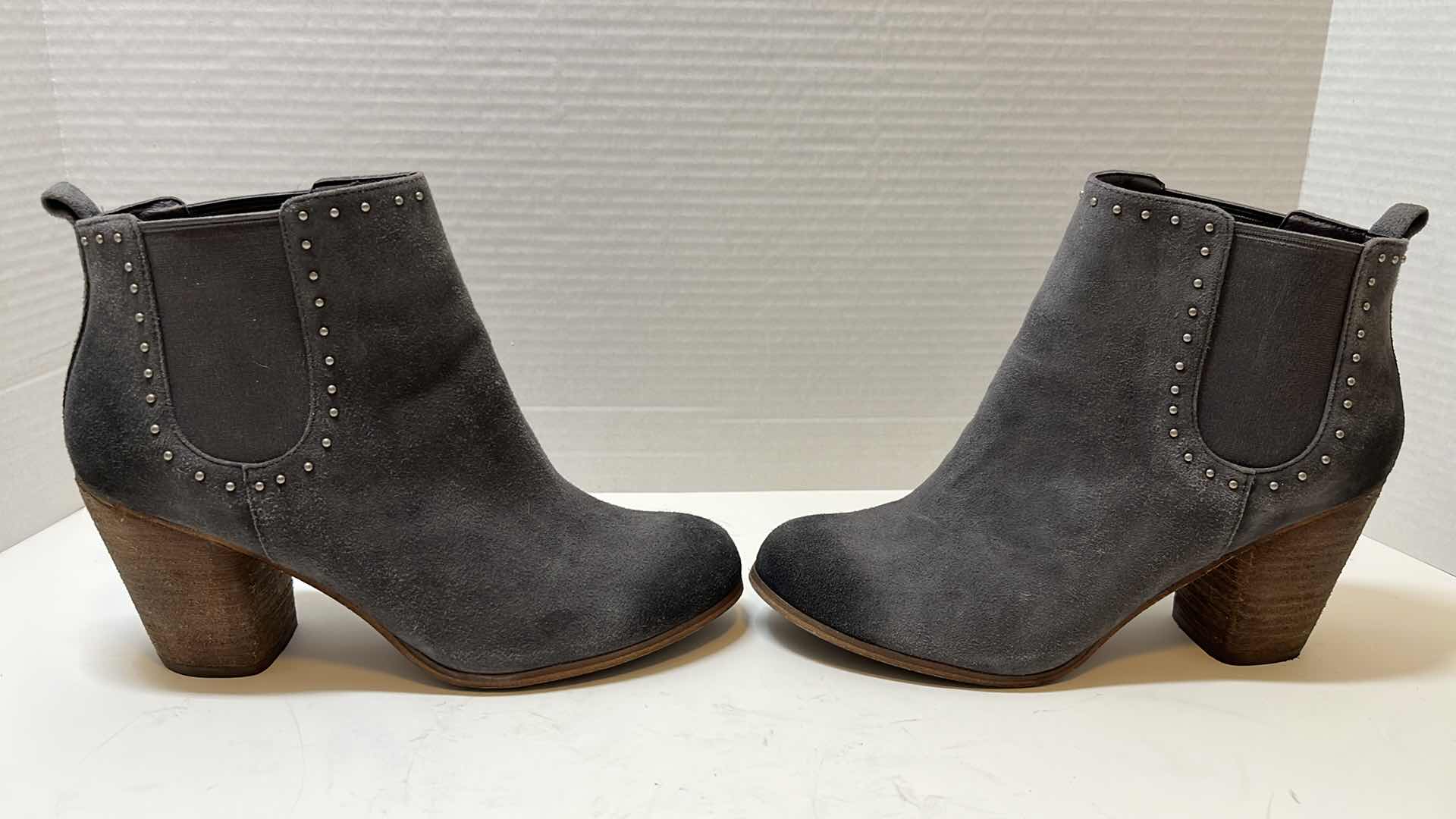 Photo 1 of BP NORDSTROM STUDDED TRISH ANKLE BOOTIES, GRAY (WOMENS SIZE 9)