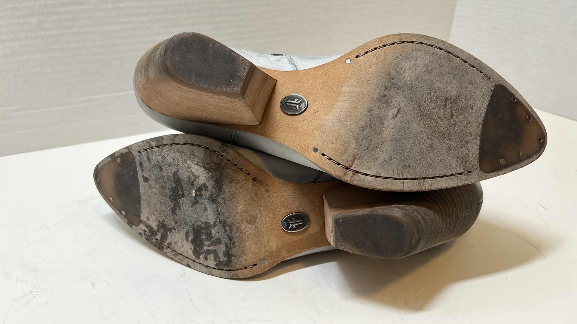 Photo 1 of FRYE REINA ANKLE BOOTIES, LIGHT GREY (WOMENS SIZE 9)