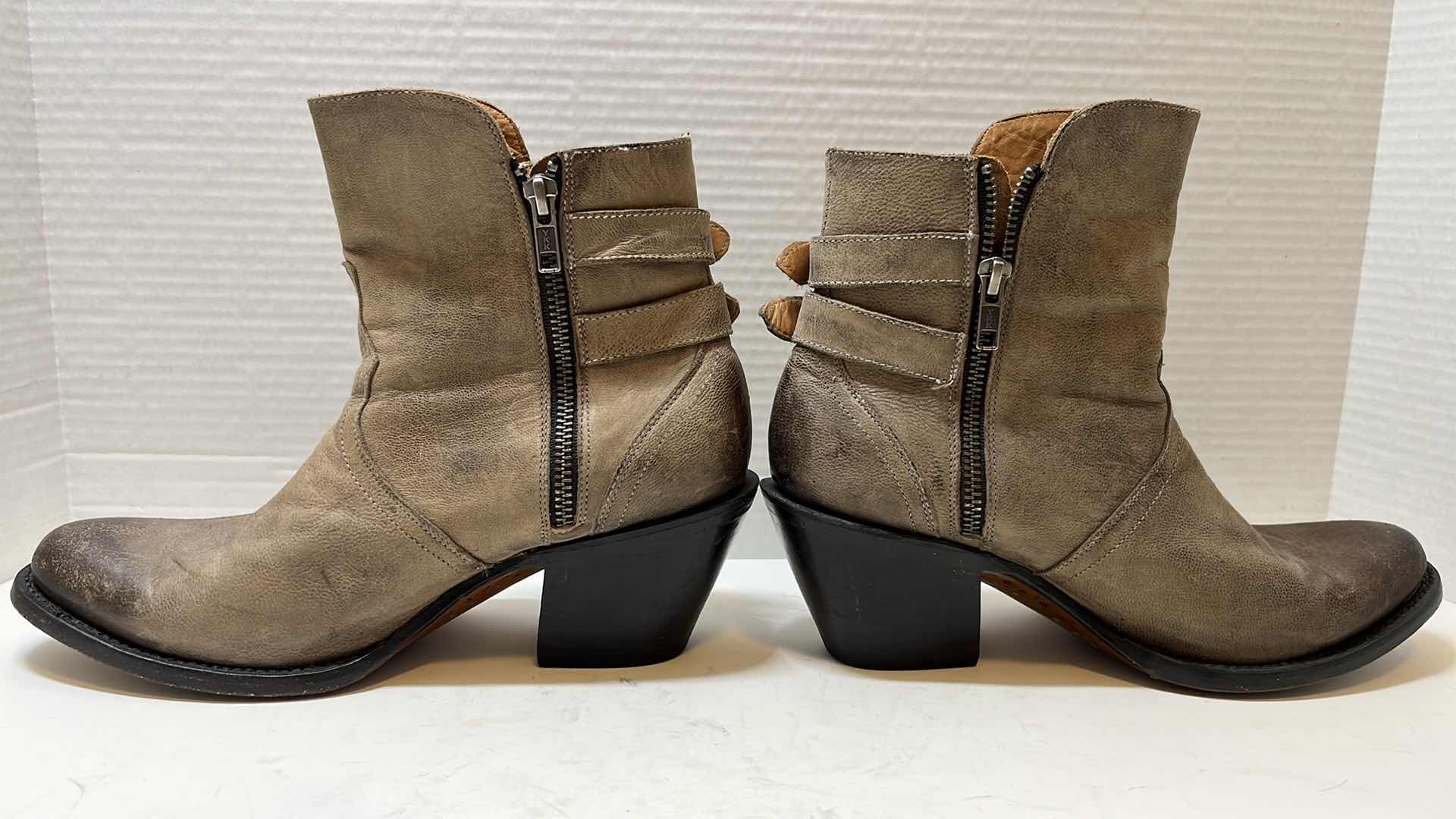 Photo 1 of LUCCHESE BOOTMAKER CATALINA ROUND TOE ANKLE BOOT, BROWN (WOMENS SIZE 8.5)