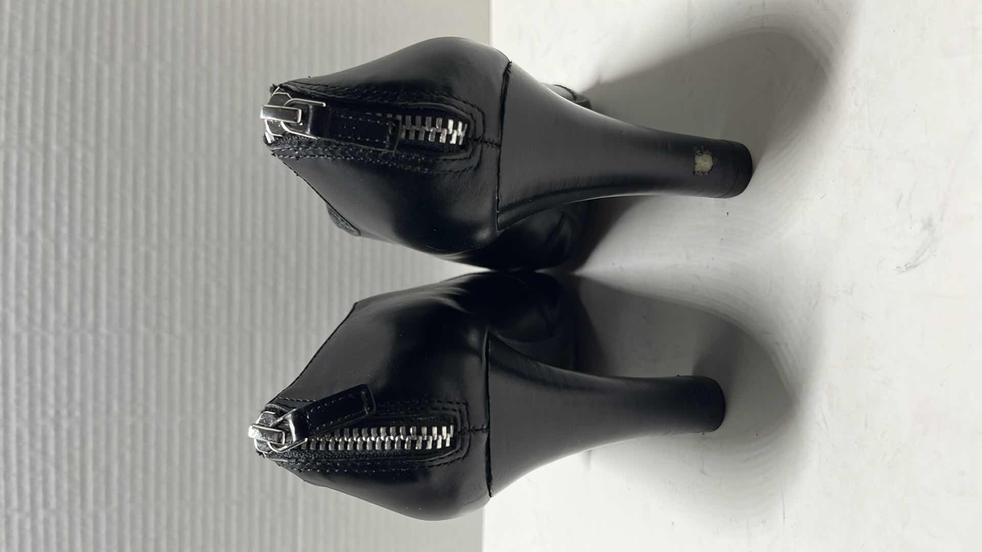 Photo 1 of FRANCO SARTO THE ARTISTS COLLECTION A-STAGE LEATHER ANKLE  ZIPPER BOOTIE, BLACK (WOMENS SIZE 8.5)