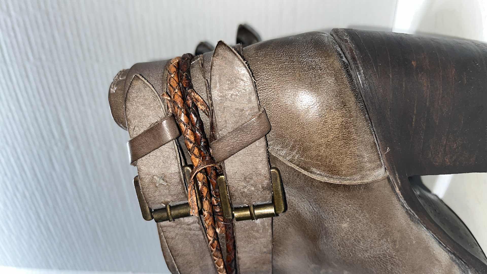 Photo 1 of FREEBIRD BY STEVEN LION LEATHER ANKLE BOOT, DISTRESSED BROWN (WOMENS SIZE 9)