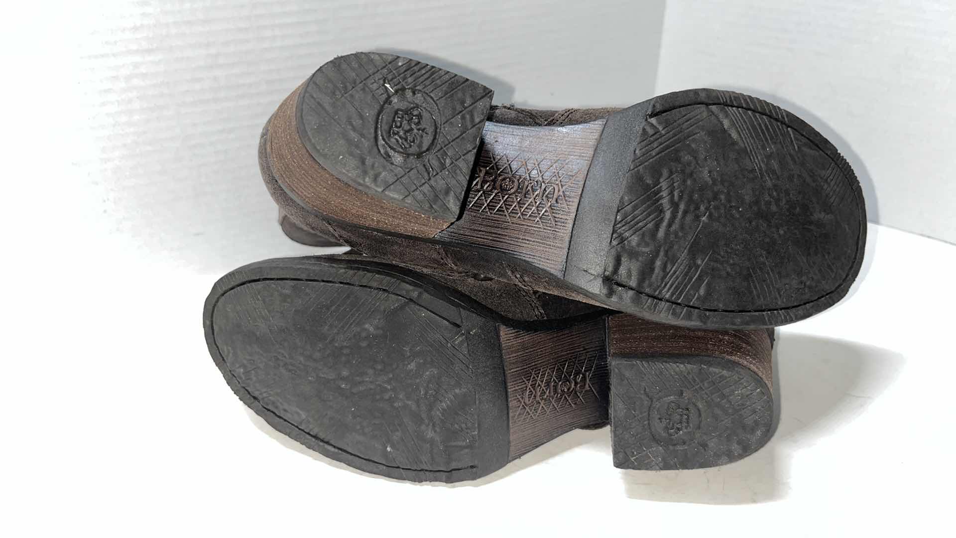 Photo 7 of BORN GALENE RUSTIC SUEDE MOTO BOOT W STRAPS & BUCKLES (WOMENS SIZE 9)