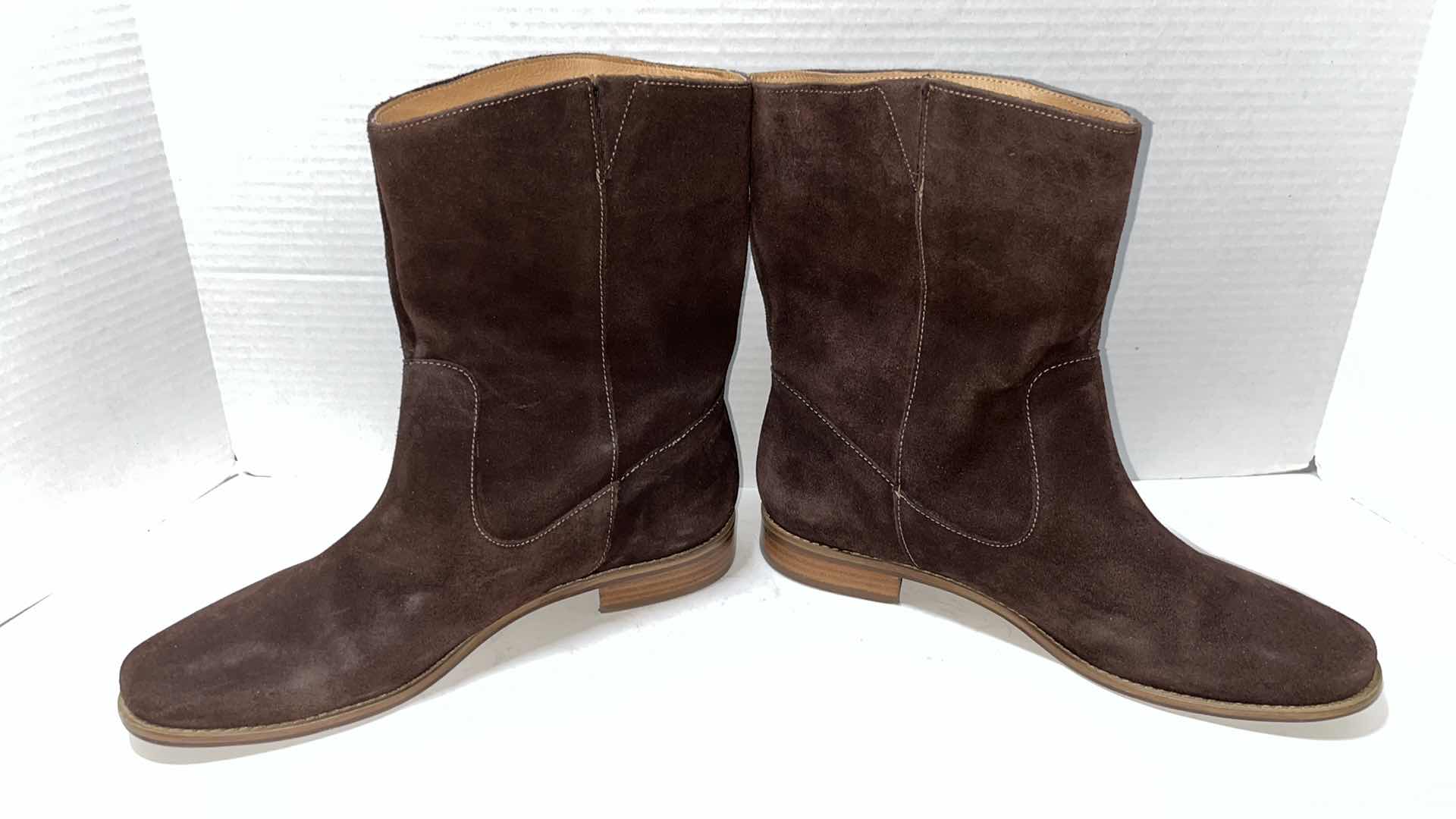 Photo 1 of JACK ROGERS KAITLIN BROWN SUEDE STITCHED BOOTS (WOMENS SIZE 9)