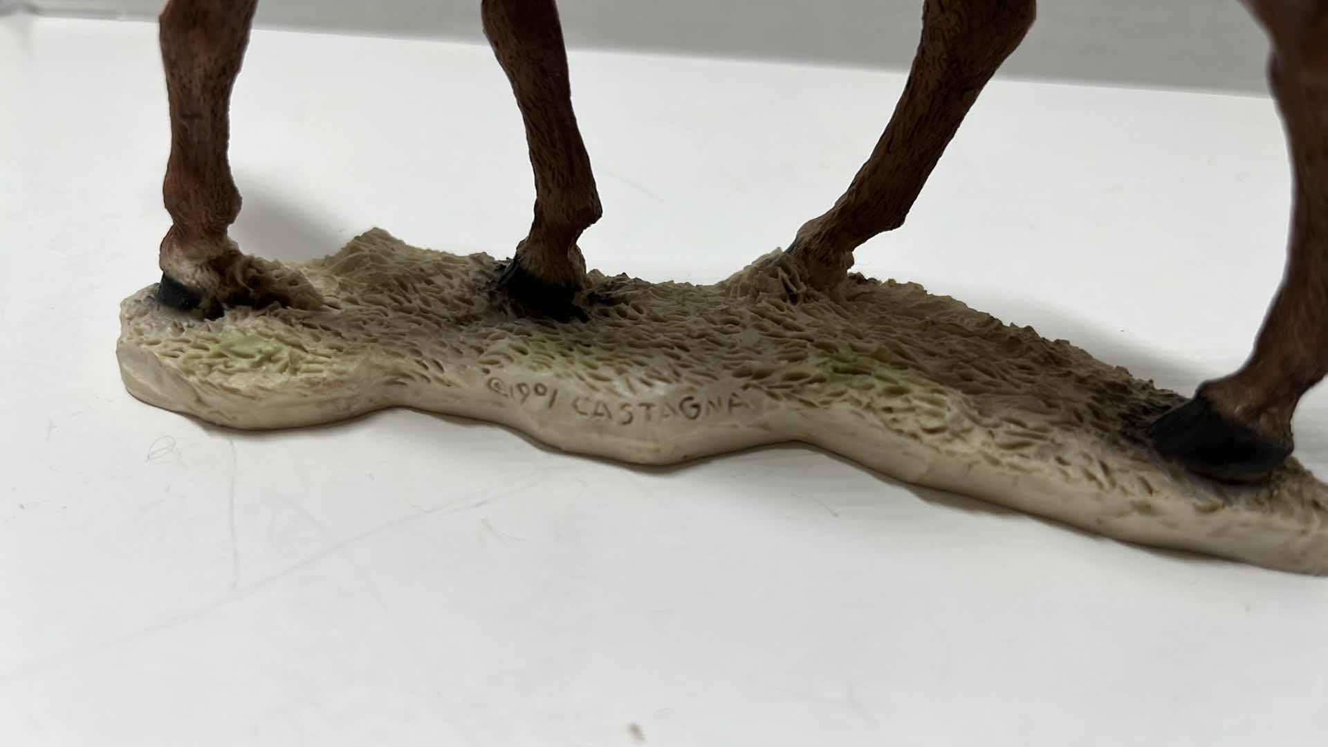 Photo 4 of CASTAGNA HORSE FIGURINE, 1988 MADE IN ITALY 2” X 7” H5” & STONE CRITTERS HORSE SORREL SC-410 FIGURINE (2)