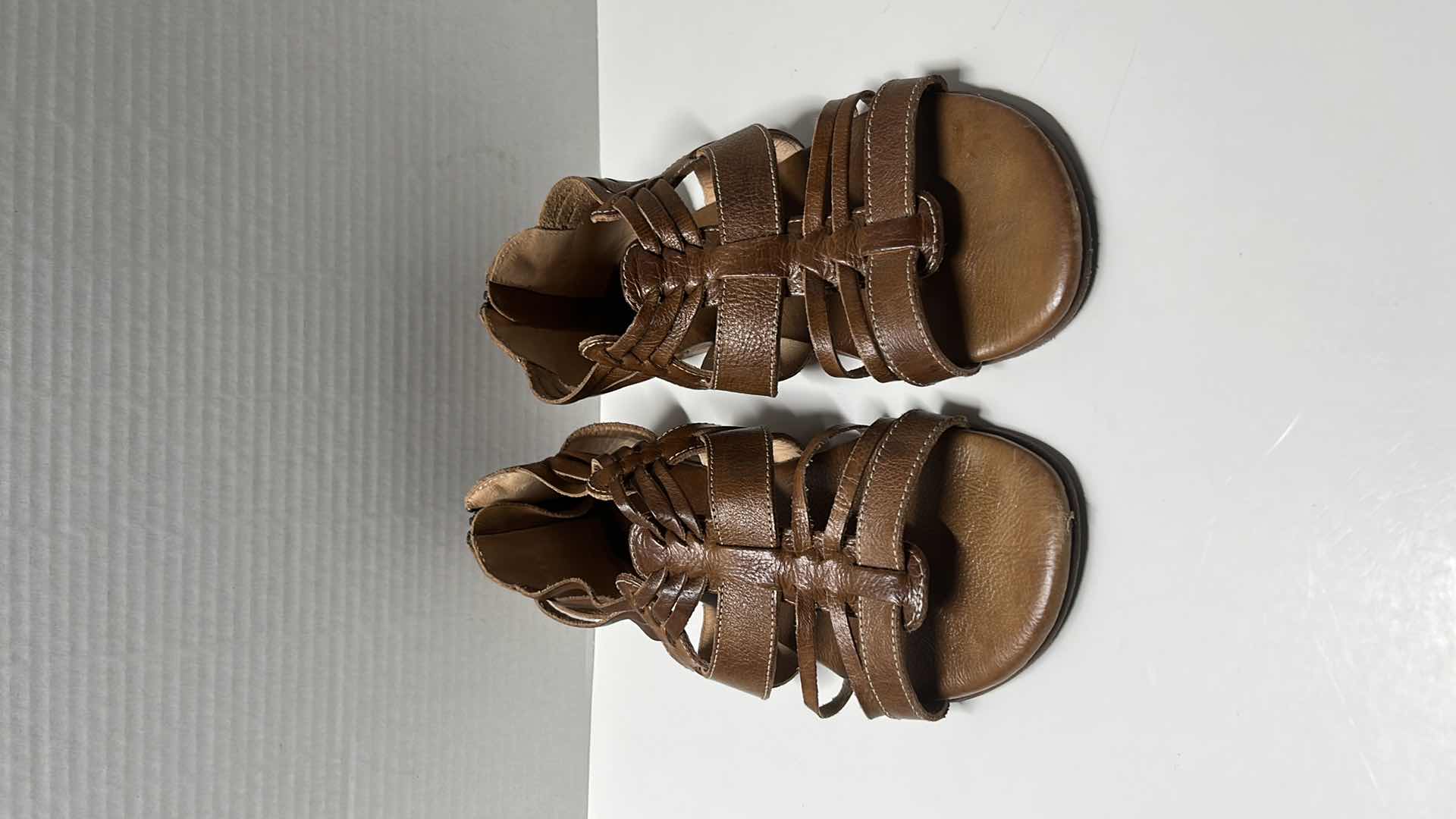 Photo 1 of BED-STU CARA WOVEN LEATHER HUARACHE STYLE SANDAL, RUSTIC TAN (WOMENS SIZE 8.5)