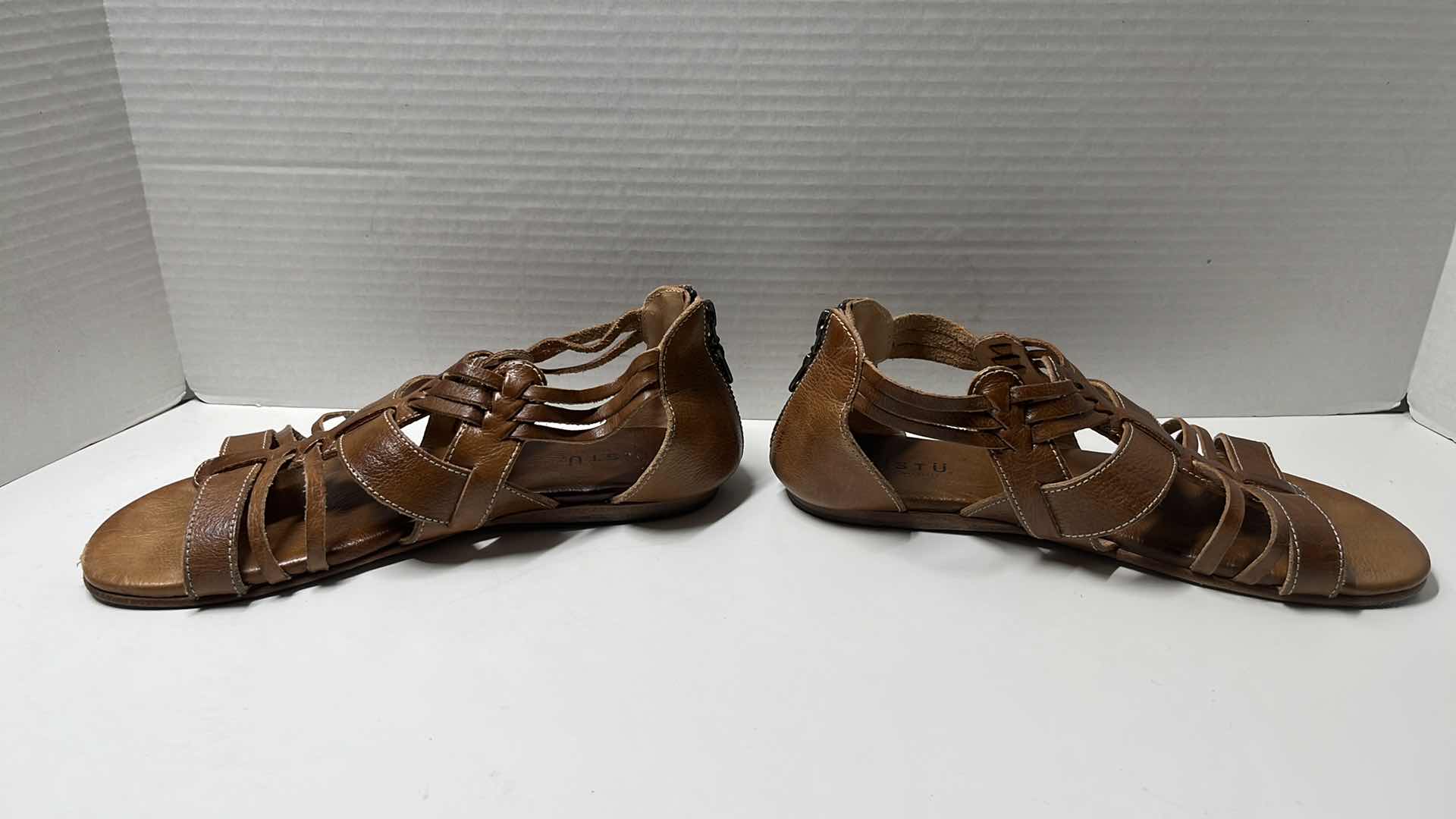 Photo 1 of BED-STU CARA WOVEN LEATHER HUARACHE STYLE SANDAL, RUSTIC TAN (WOMENS SIZE 8.5)