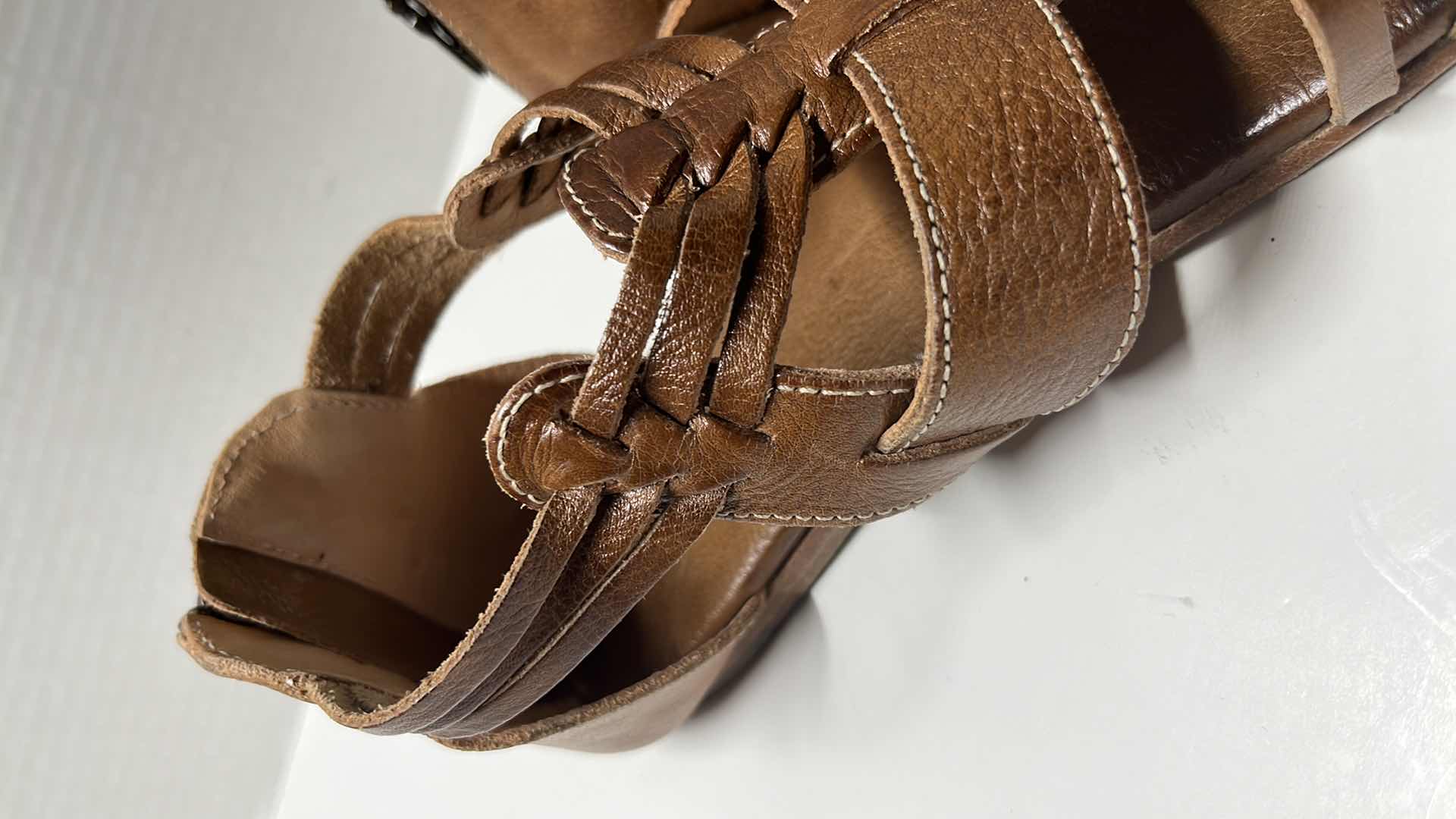 Photo 1 of BED-STU CARA WOVEN LEATHER HUARACHE STYLE SANDAL, RUSTIC TAN (WOMENS SIZE 8.5)
