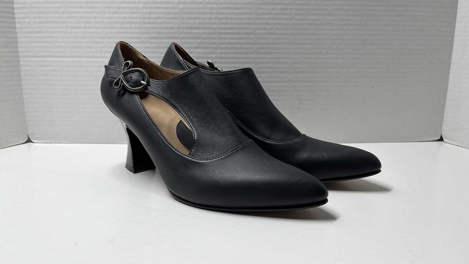 Photo 1 of JOHN FLUEVOG POSER DARLA BUCKLED LEATHER HEEL, BLACK (WOMENS SIZE 8.5)