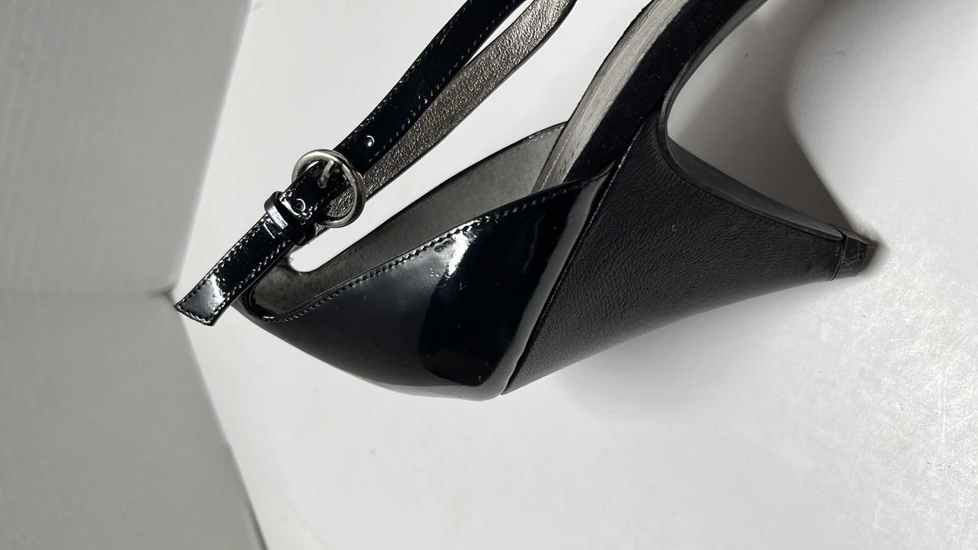 Photo 1 of KENNETH COLE REACTION ANKLE STRAP HEEL, BLACK (WOMENS SIZE 8.5)