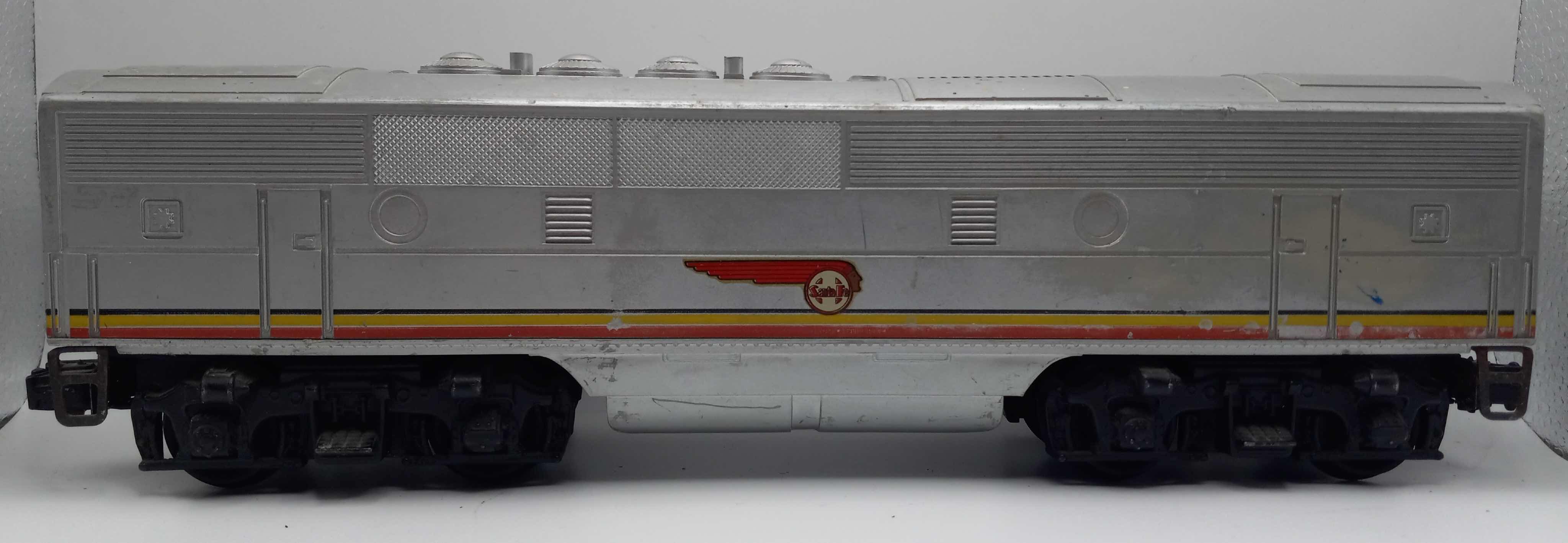 Photo 1 of LIONEL TRAINS SANTA FE F3 DIESEL ENGINE 2243C