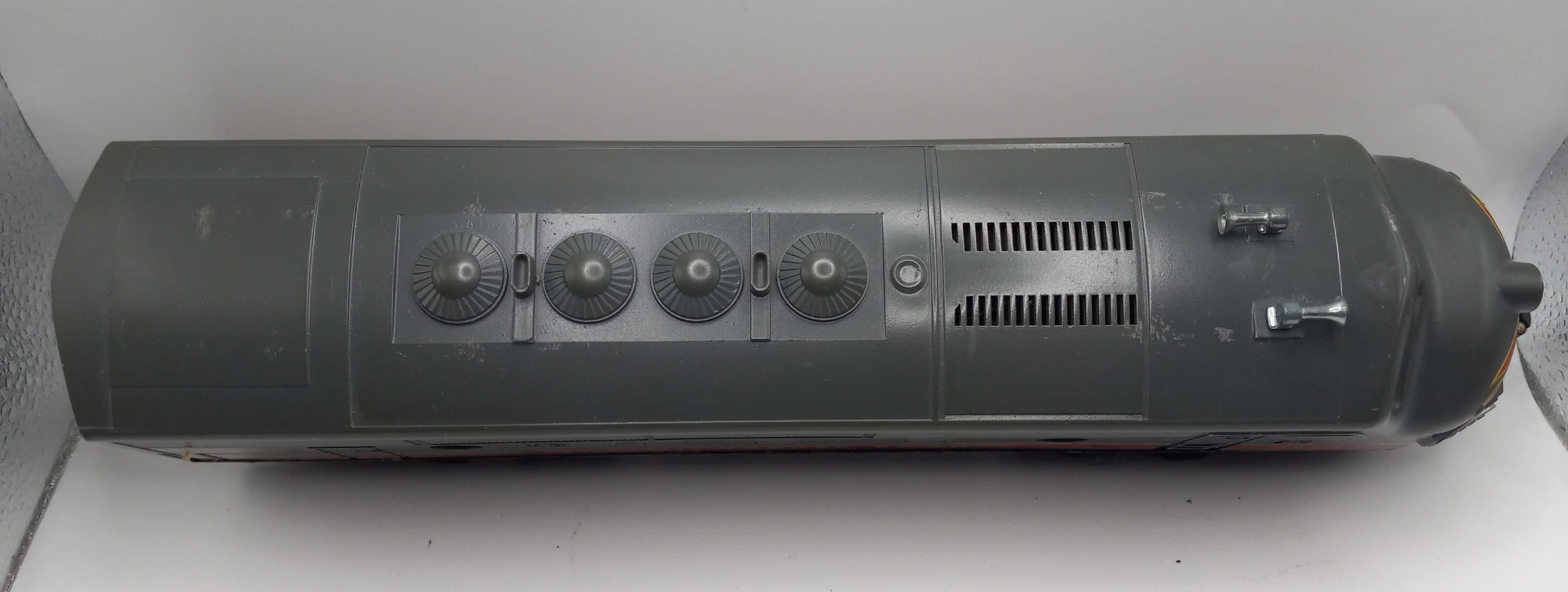 Photo 1 of LIONEL TRAINS MILWAUKEE ROAD F-3 DIESEL LOCOMOTIVE 2378A